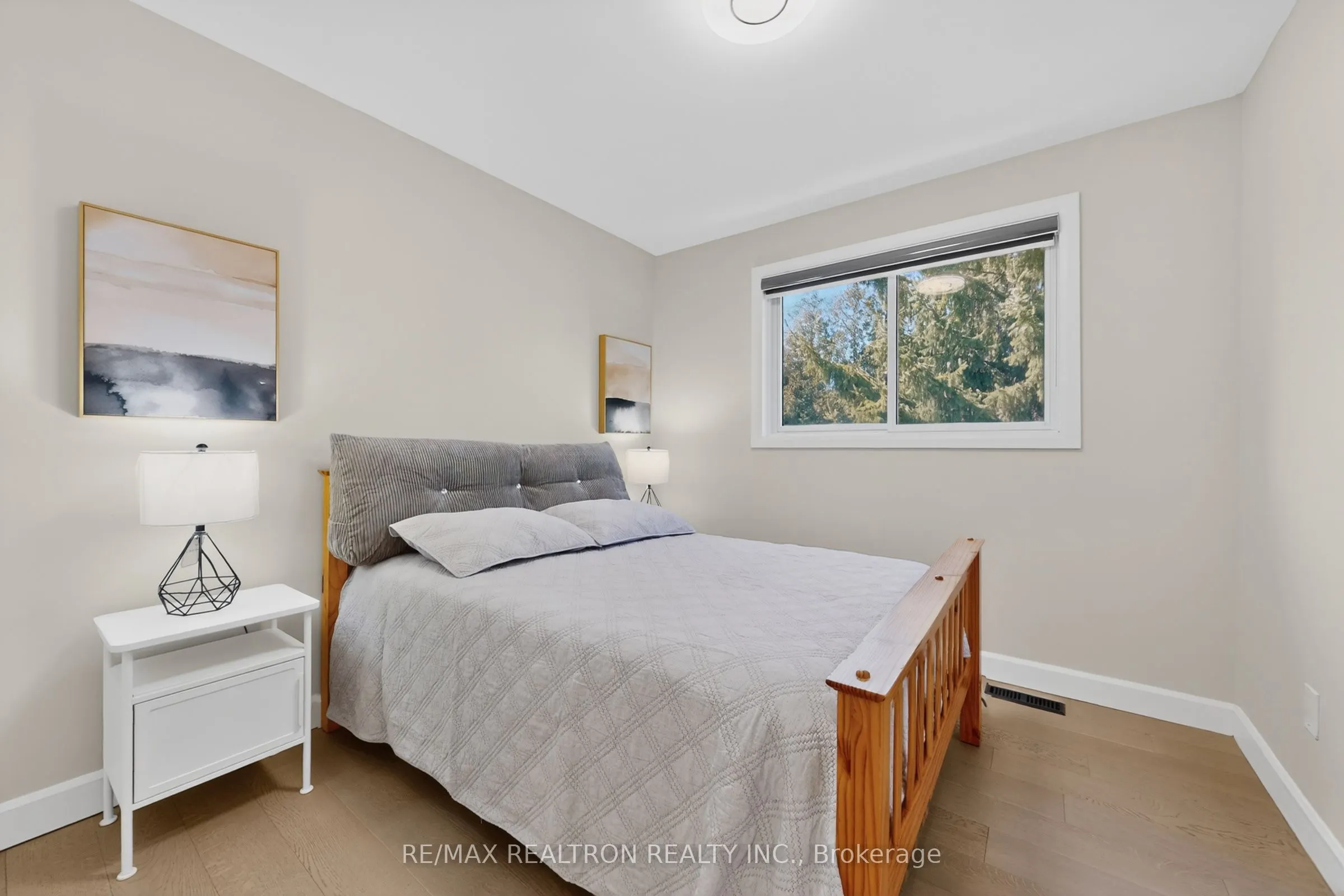 3 Earls Court
