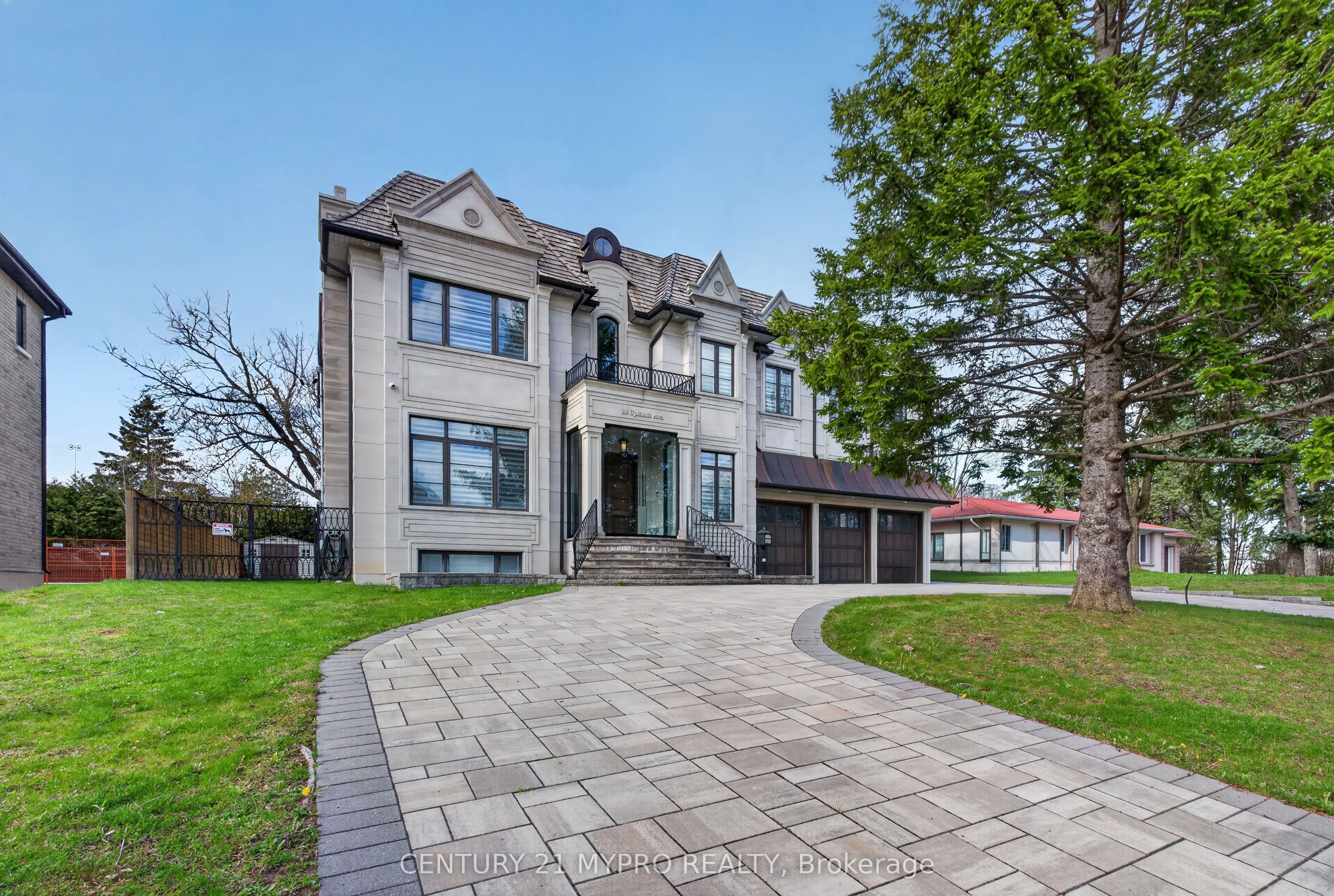 20 Uplands Avenue