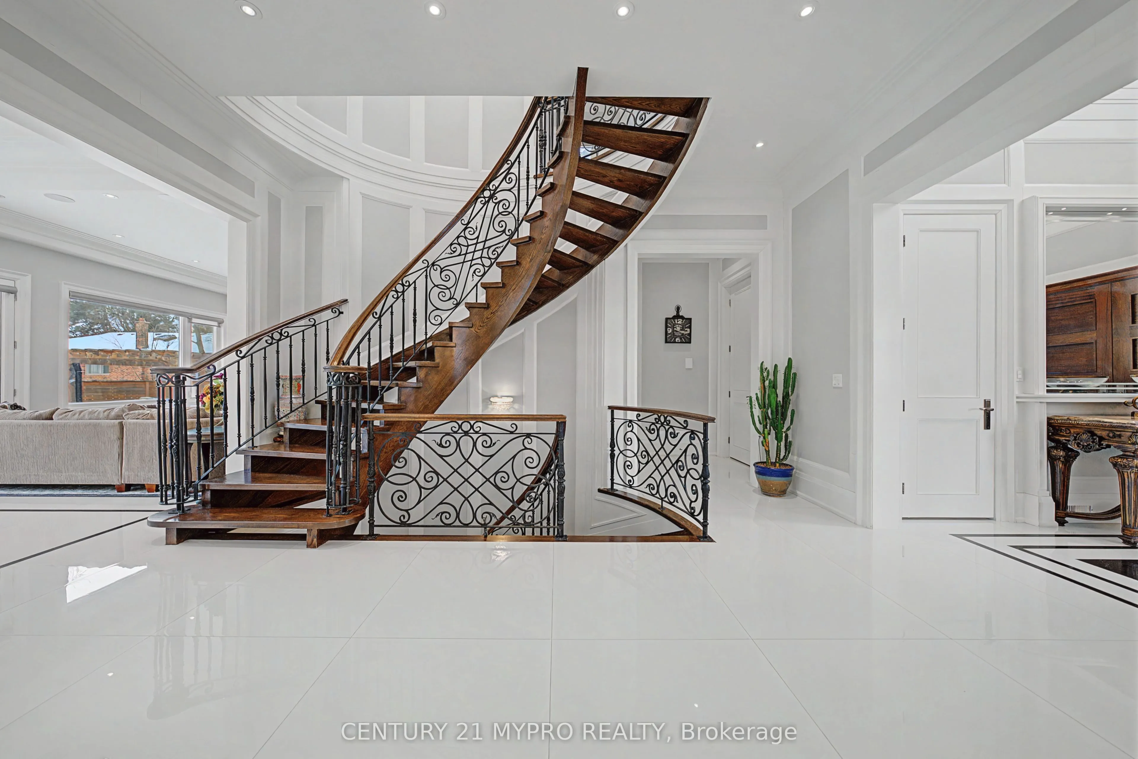 20 Uplands Avenue