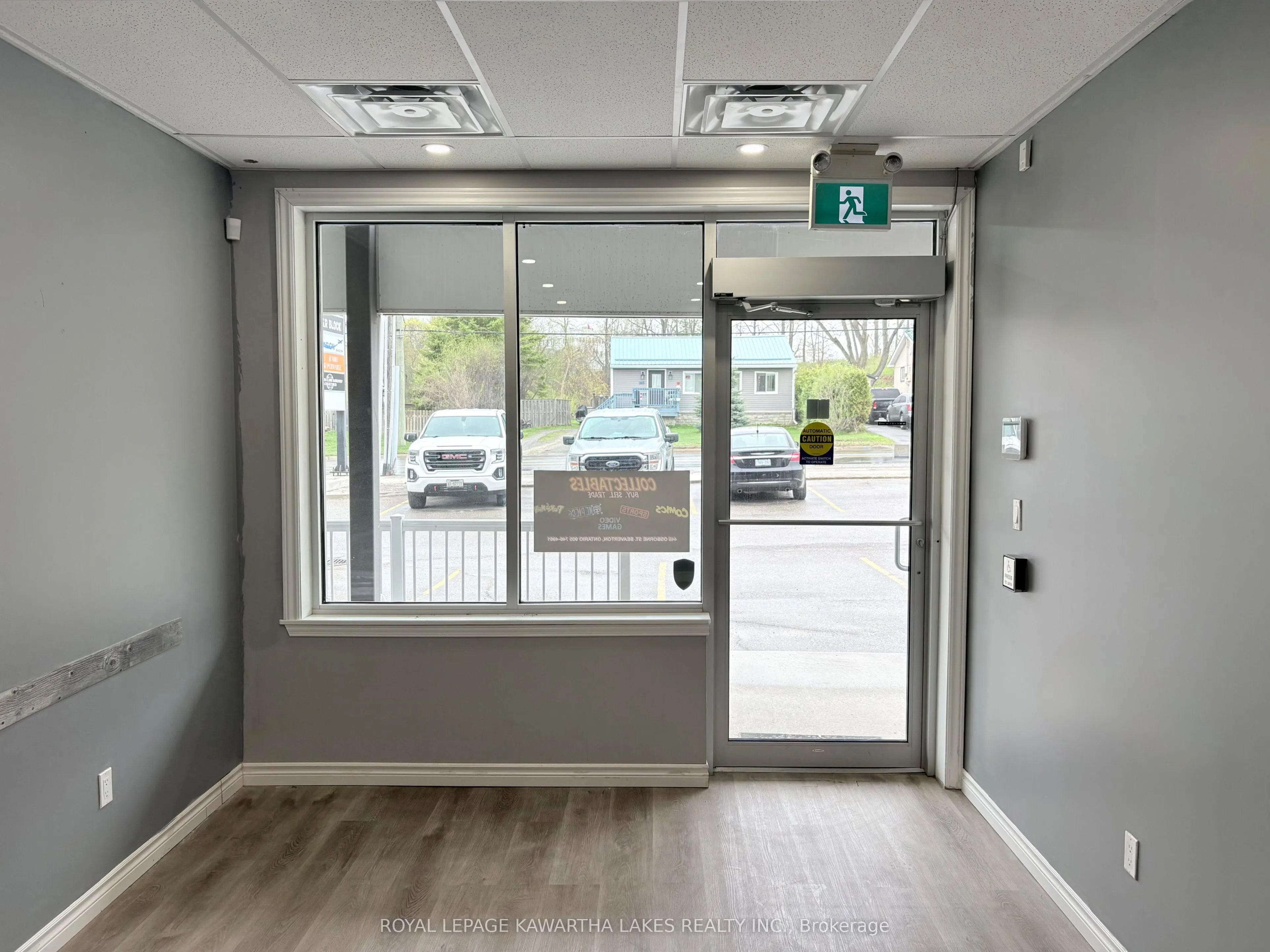 448 Osborne Street #3
