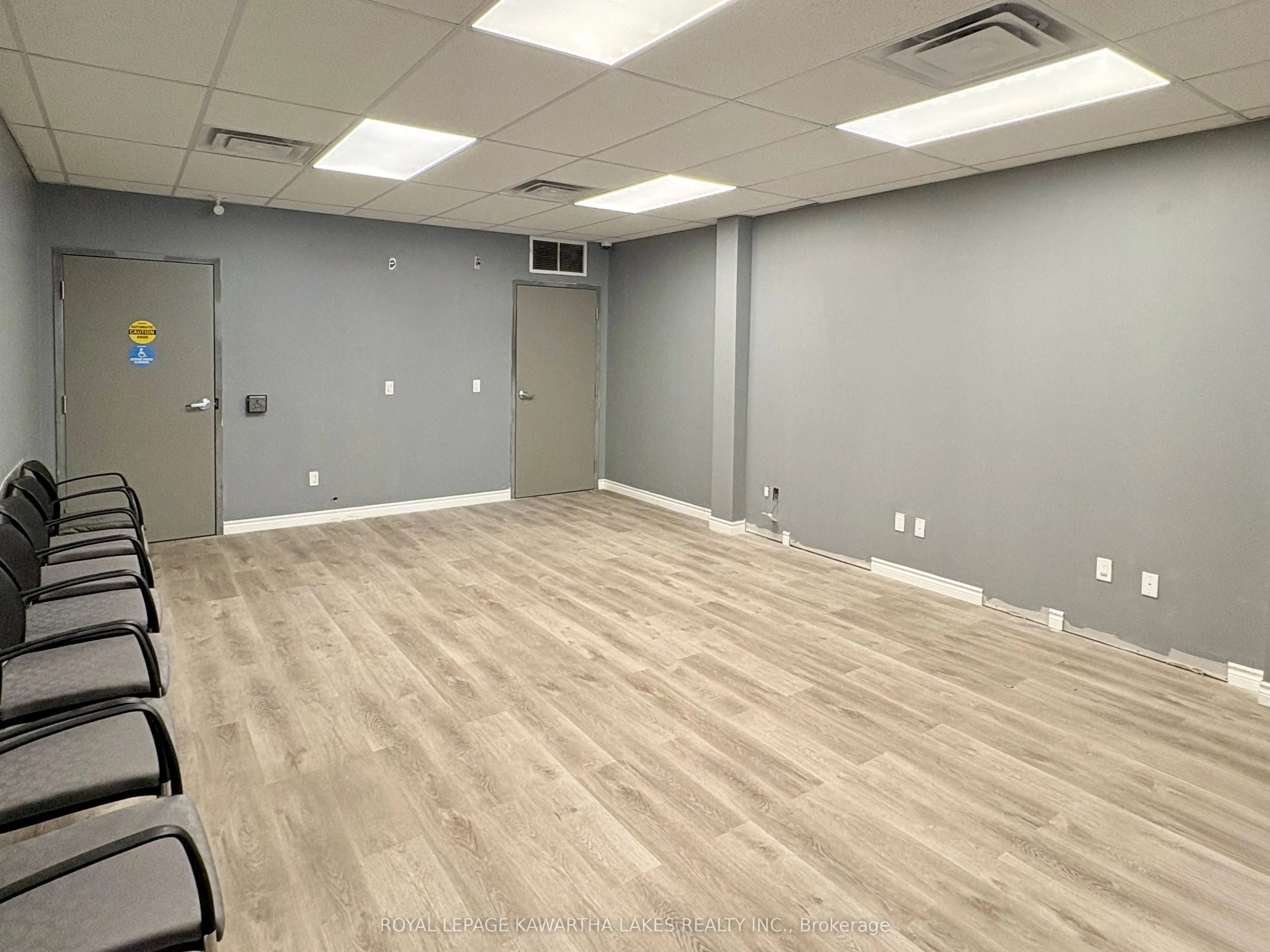 448 Osborne Street #3