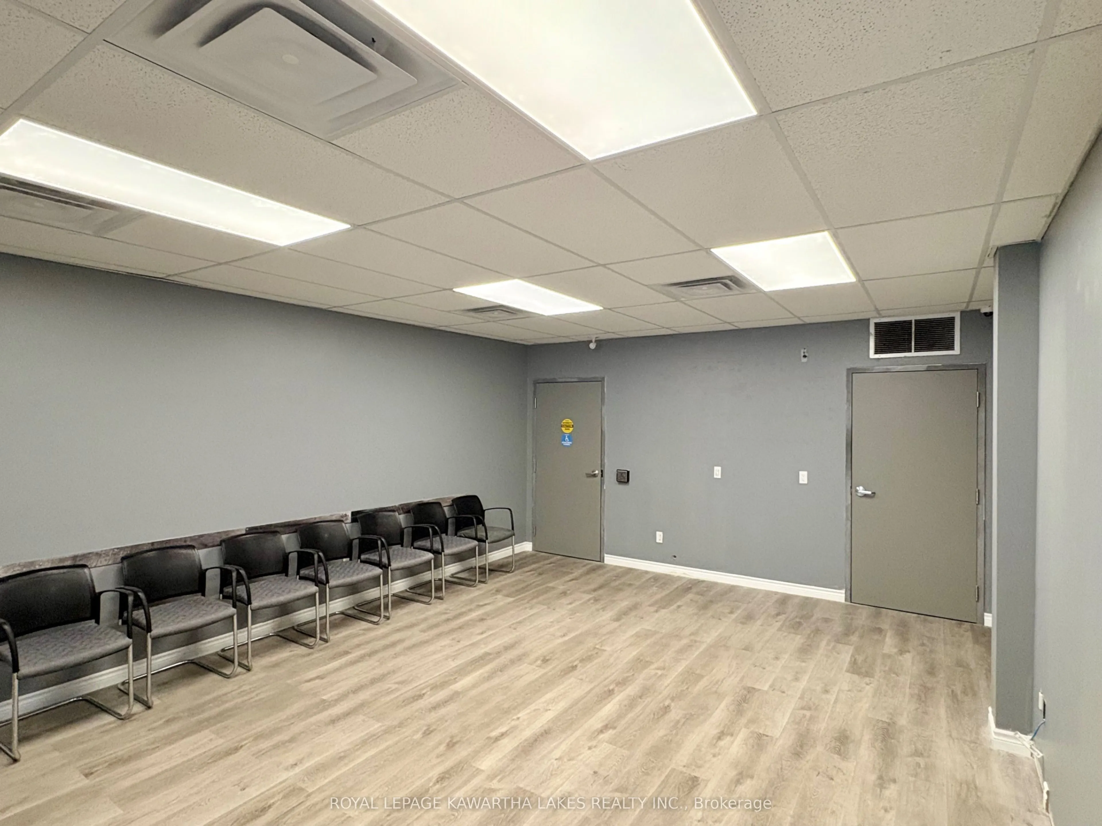448 Osborne Street #3