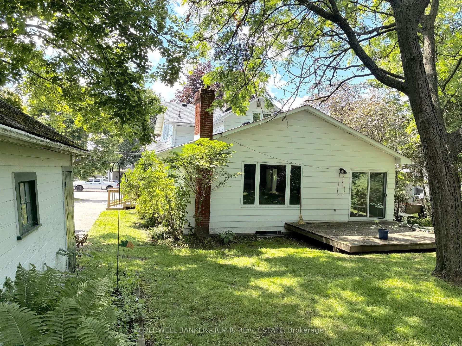 35 Main Street S