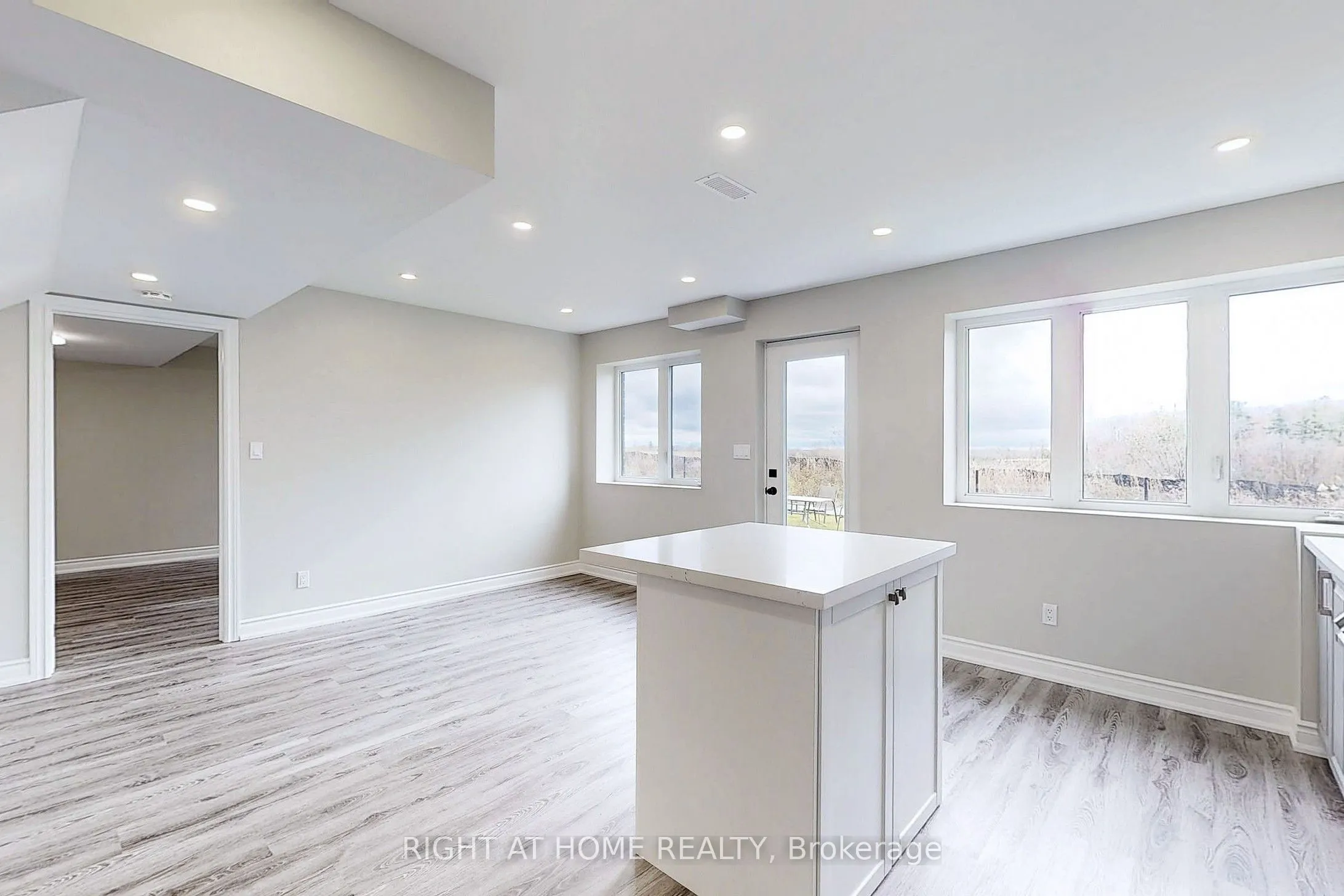 198 Boundary Boulevard #Basement