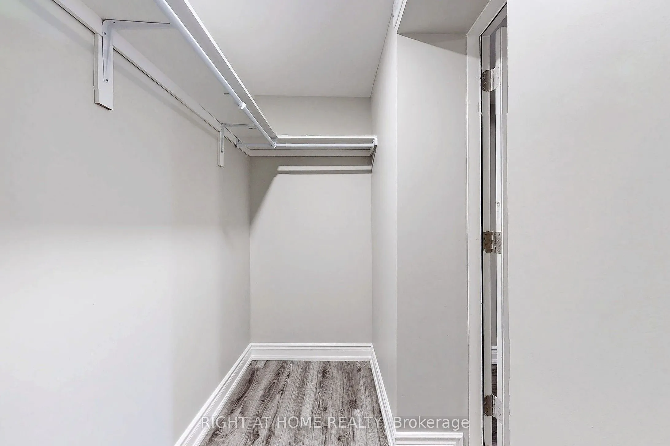 198 Boundary Boulevard #Basement