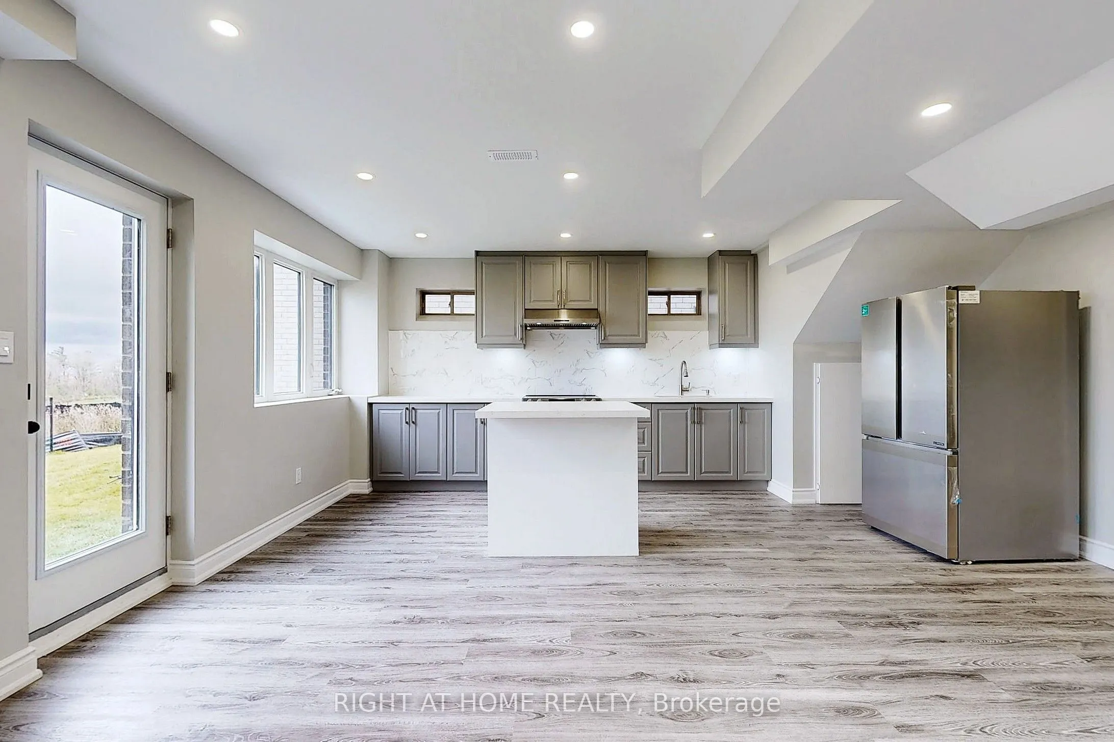 198 Boundary Boulevard #Basement