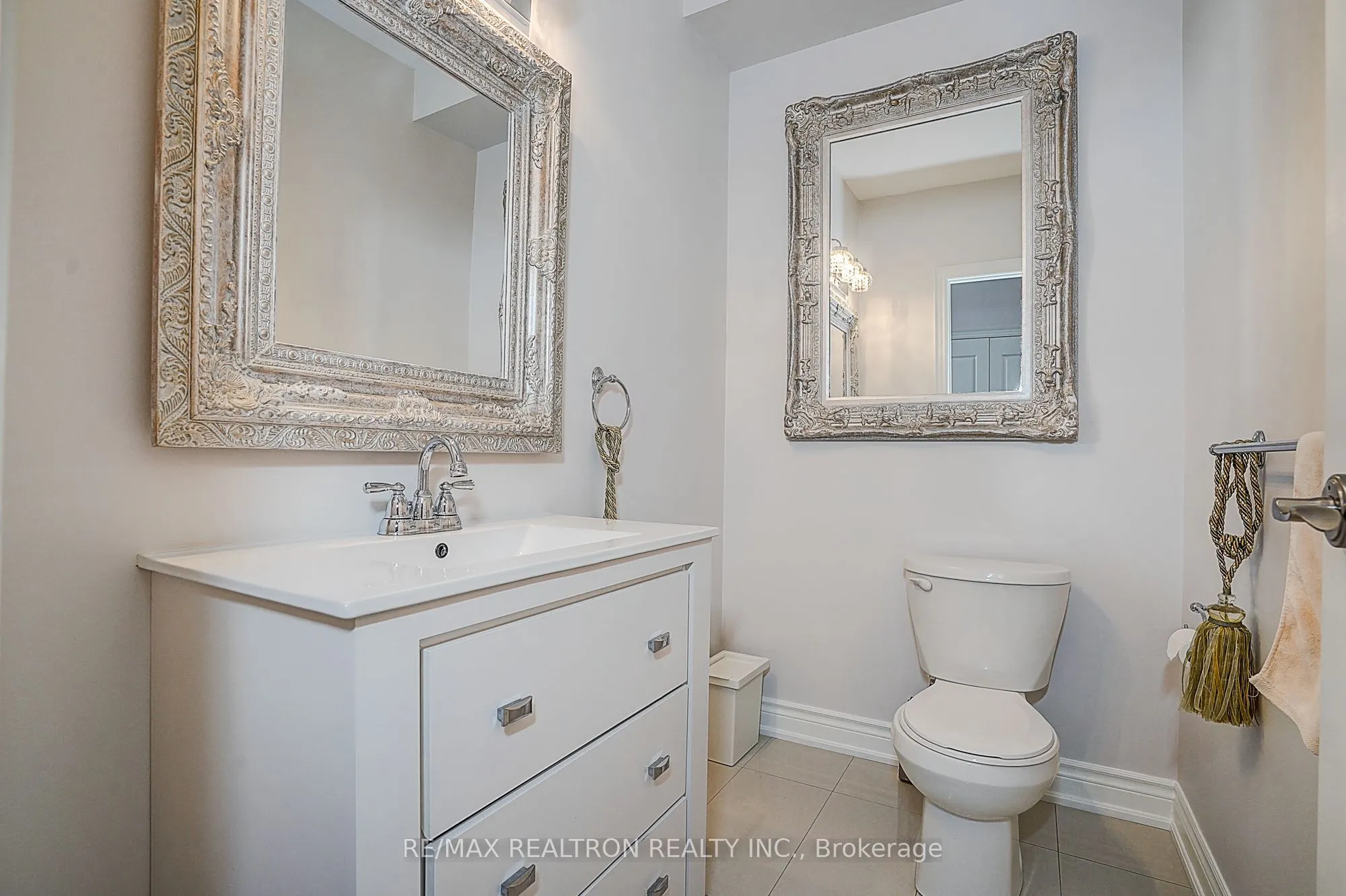 10060 Keele Street #11