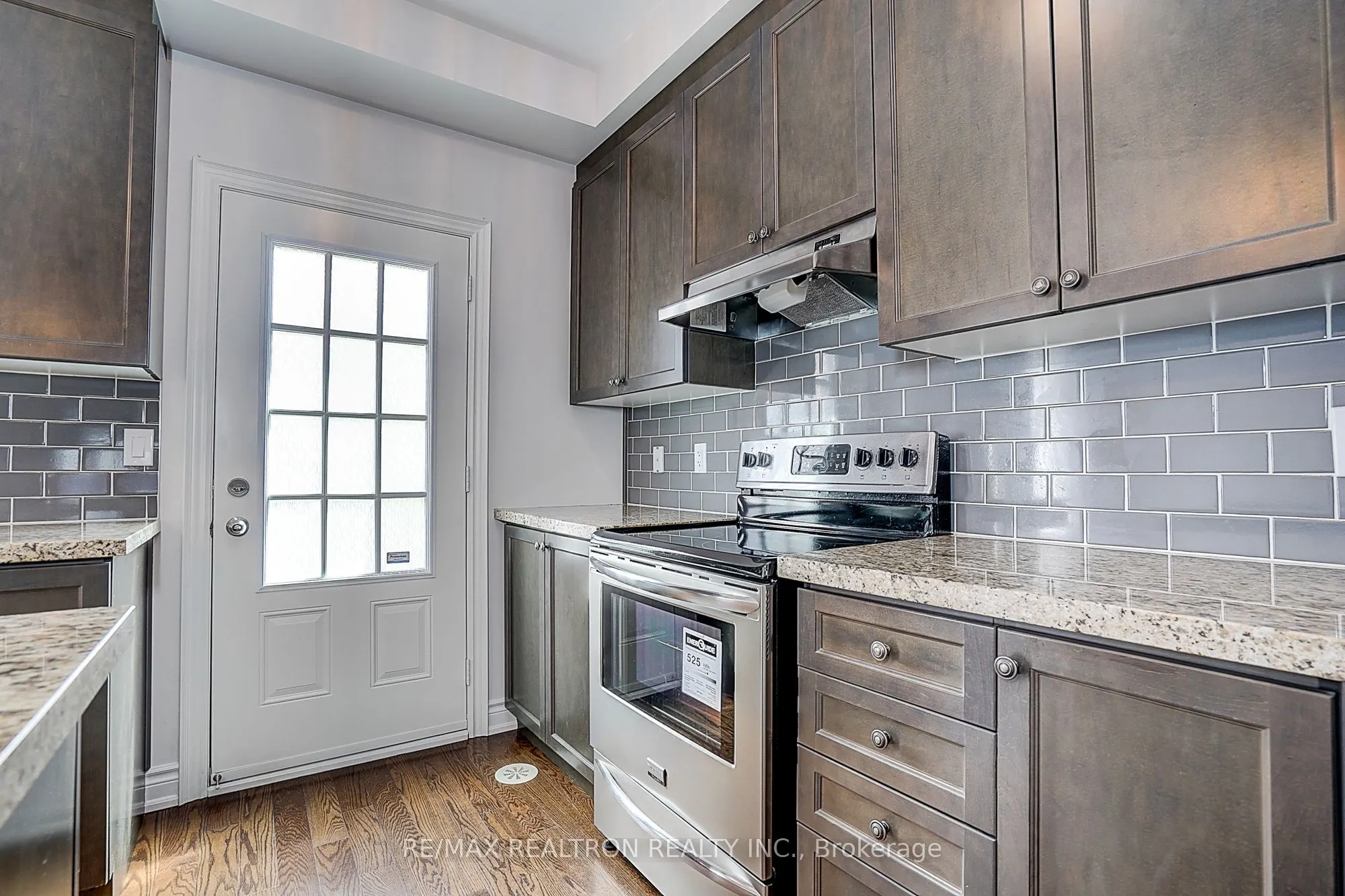 10060 Keele Street #11