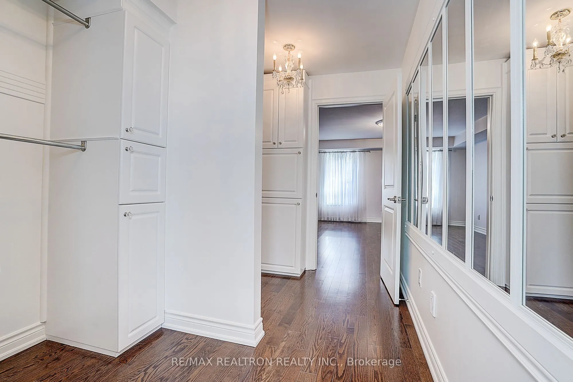 10060 Keele Street #11