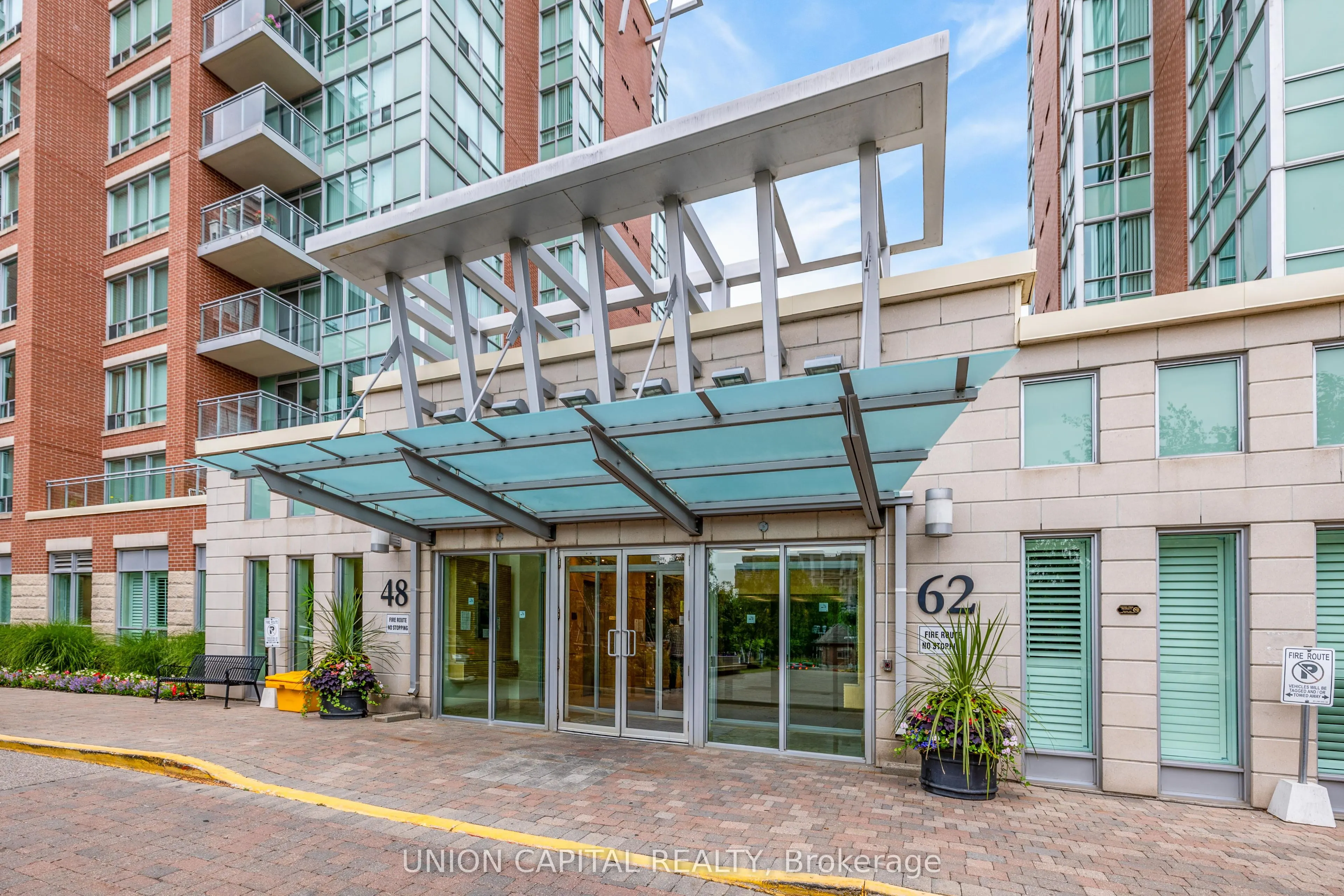 48 Suncrest Boulevard #102