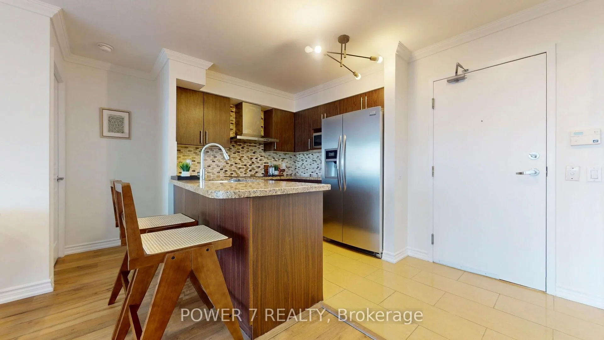 9015 Leslie Street #LPH18