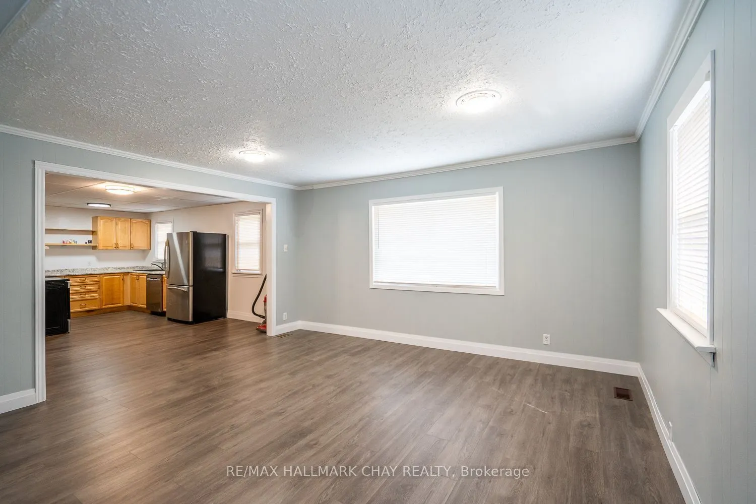 6134 County Rd 13 Road N