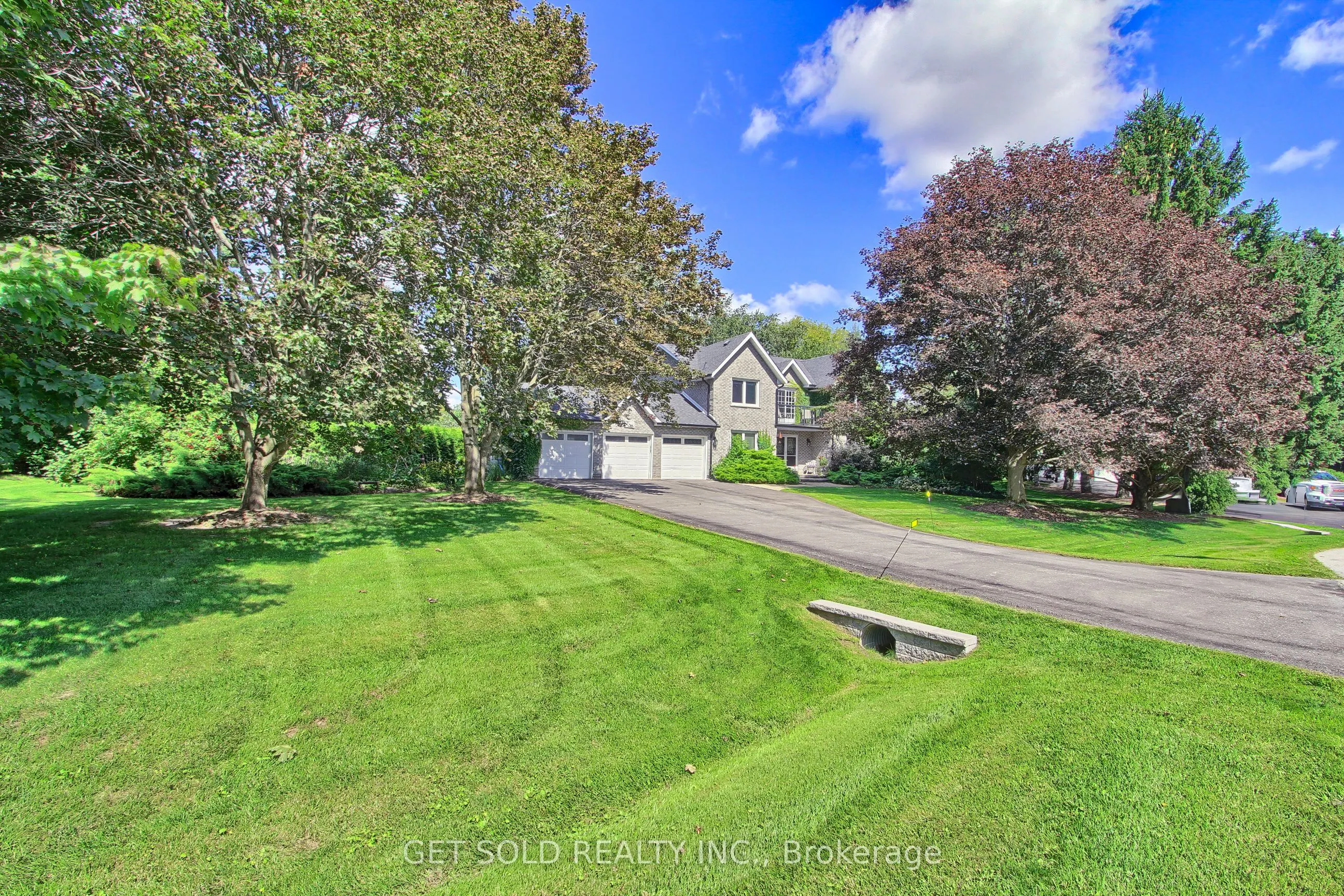18 Whiteville Court