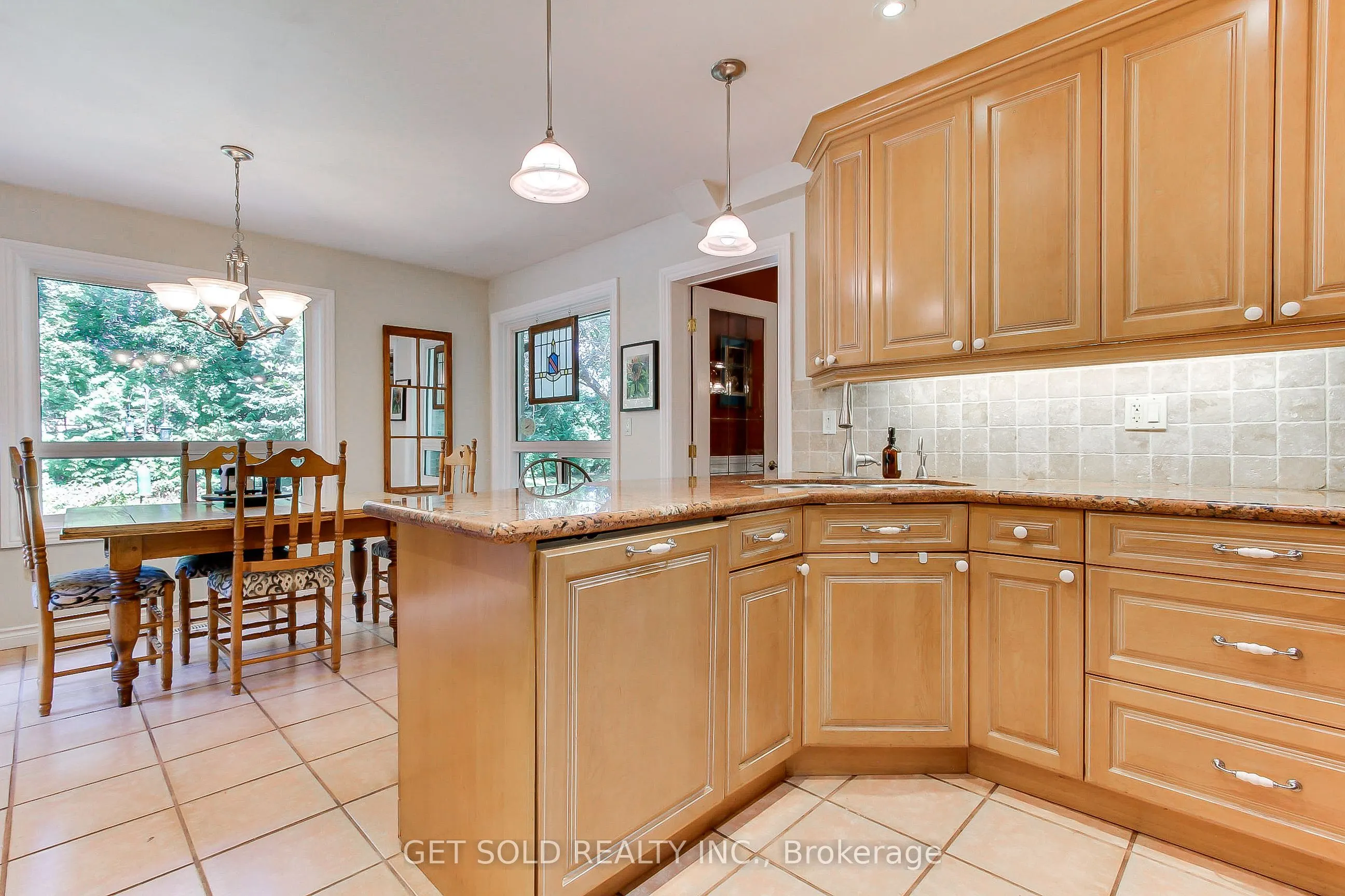 18 Whiteville Court
