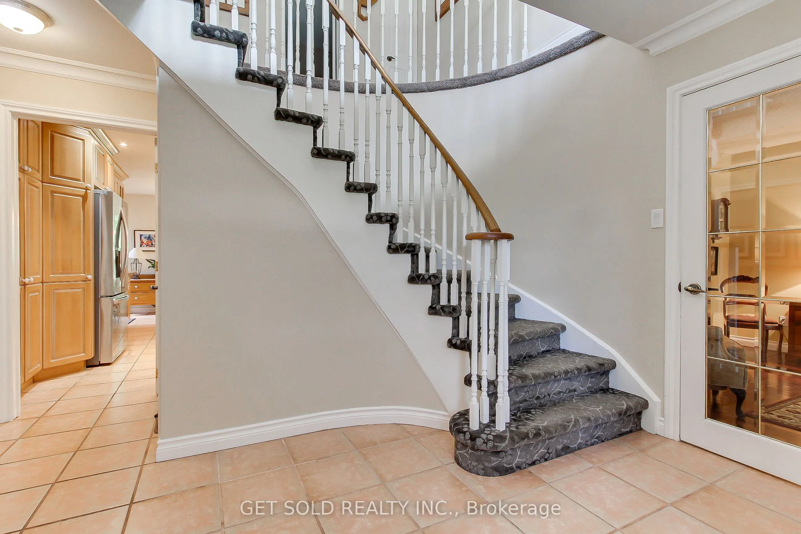 18 Whiteville Court