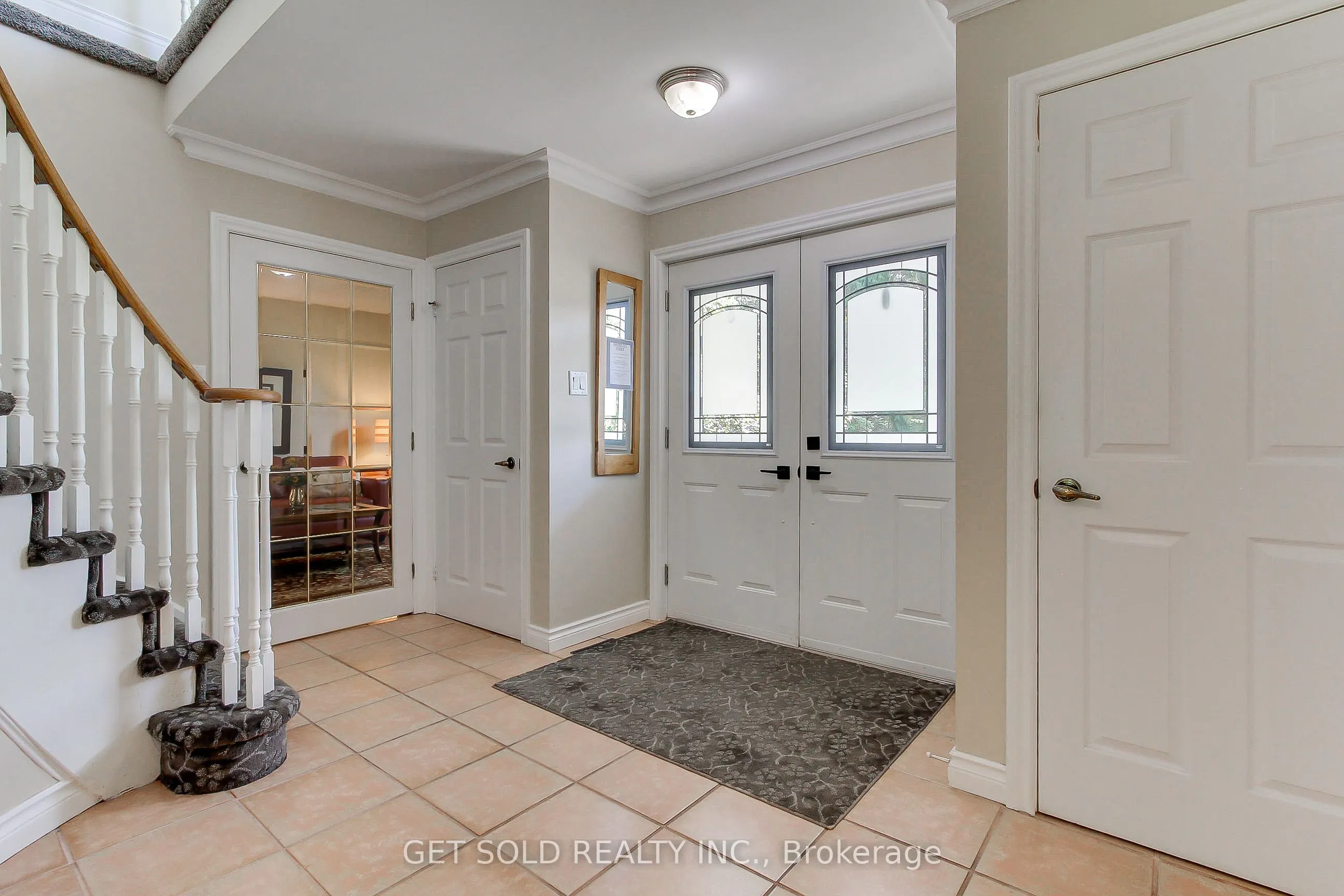 18 Whiteville Court