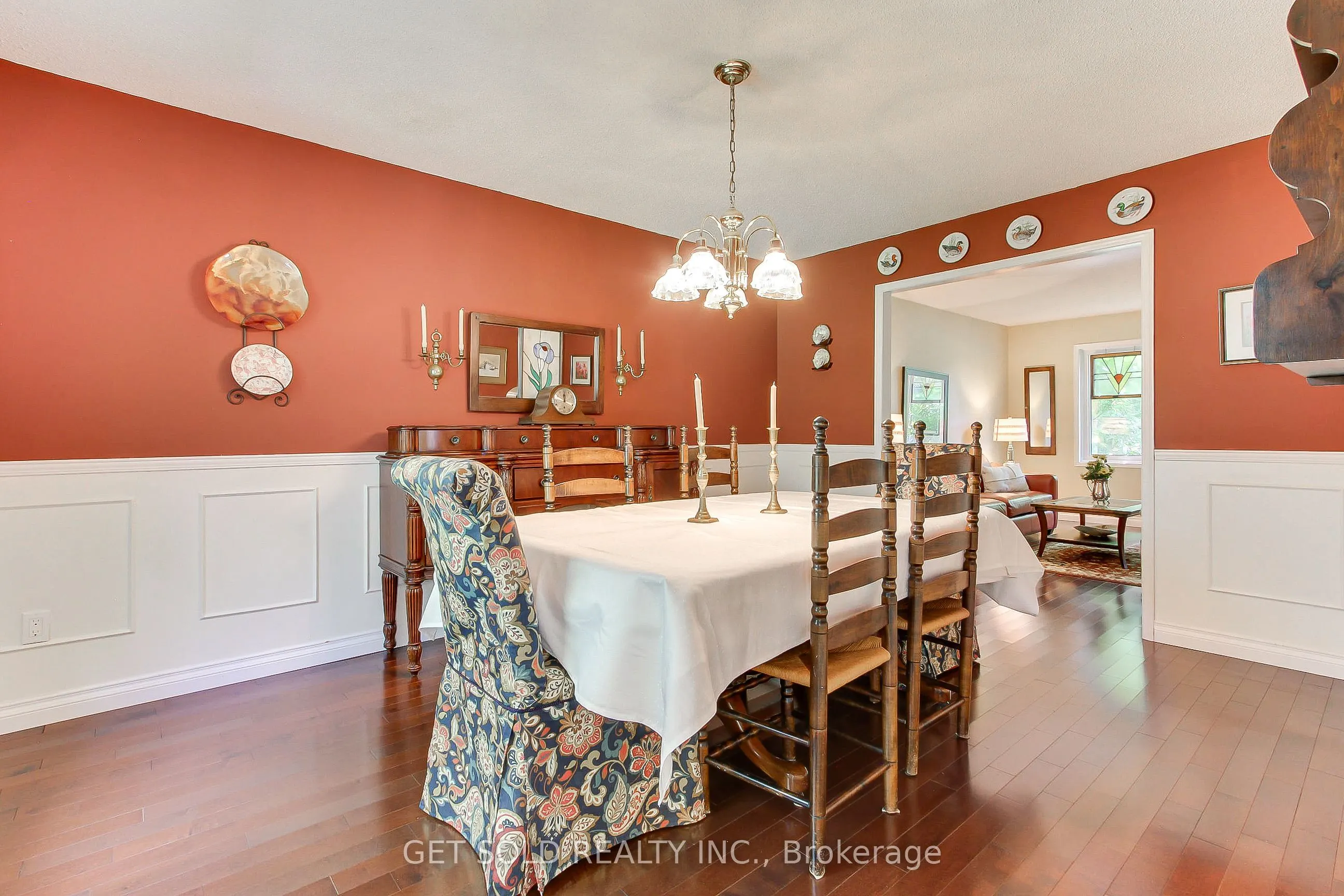 18 Whiteville Court
