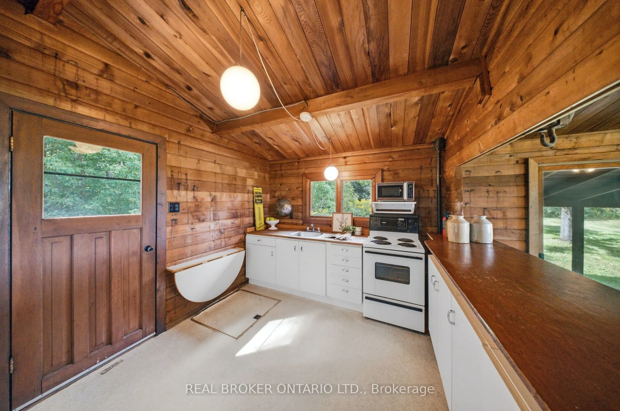 10329 Regional Rd No 1