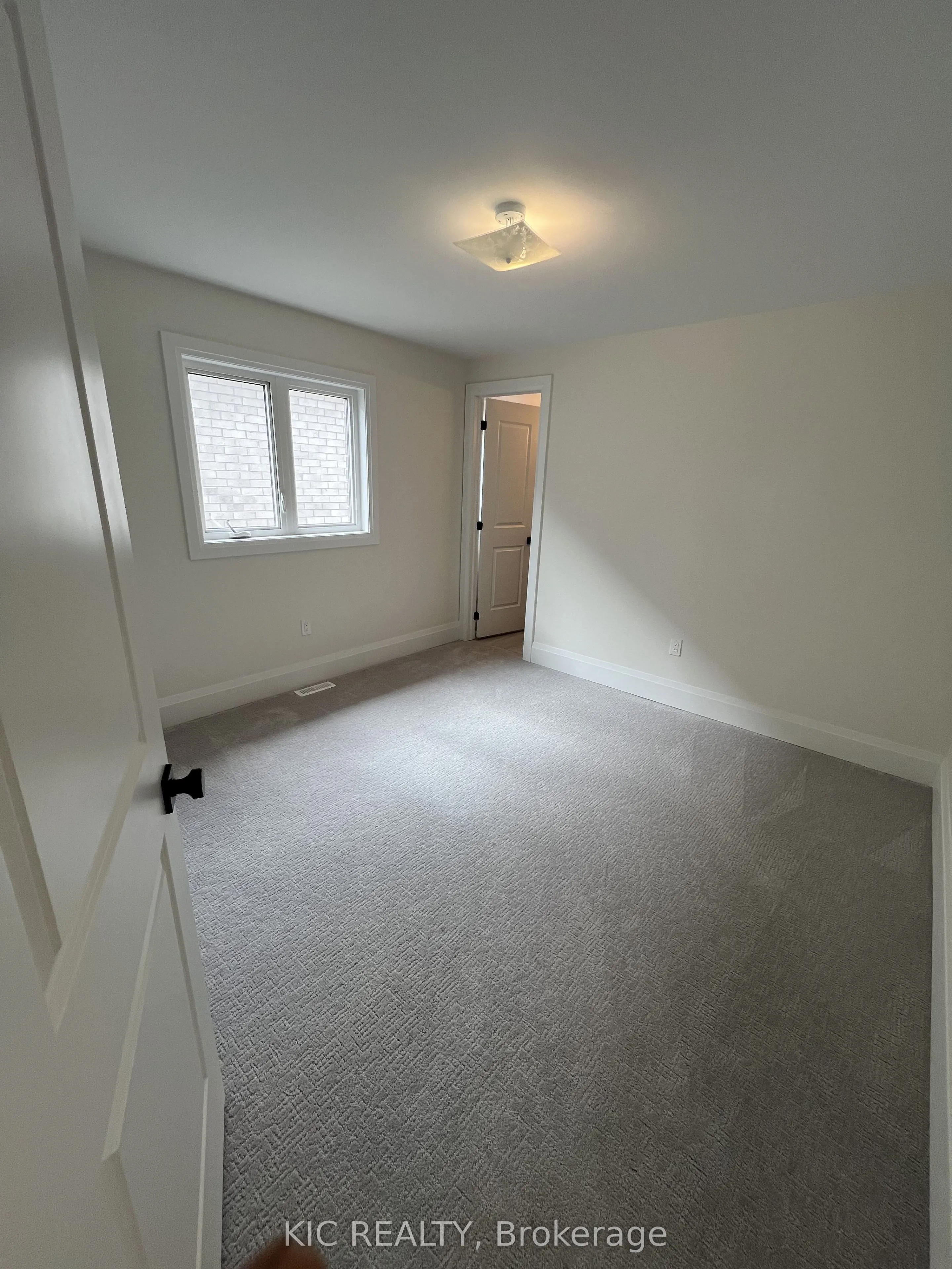 93 Baycroft Boulevard