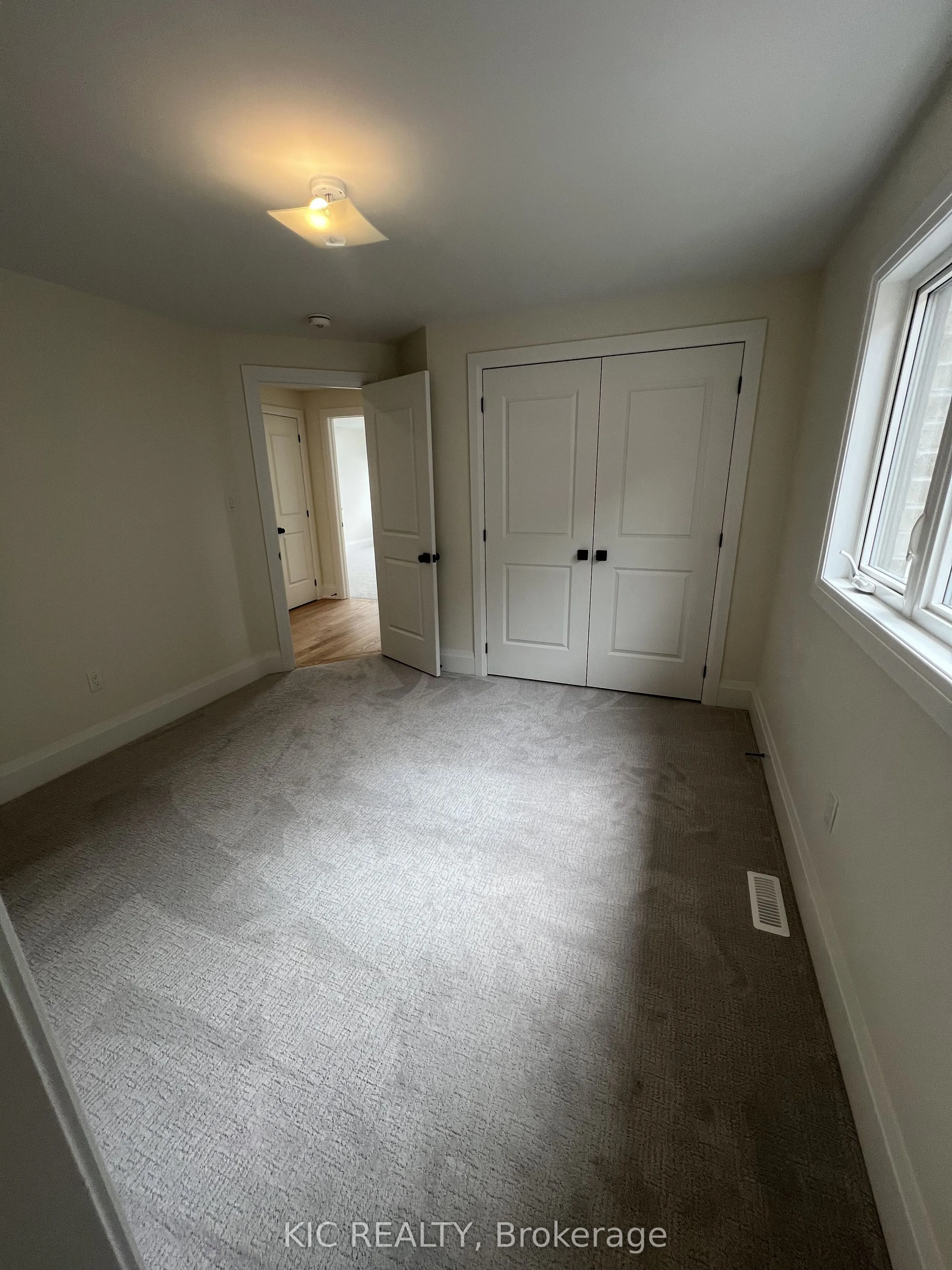 93 Baycroft Boulevard