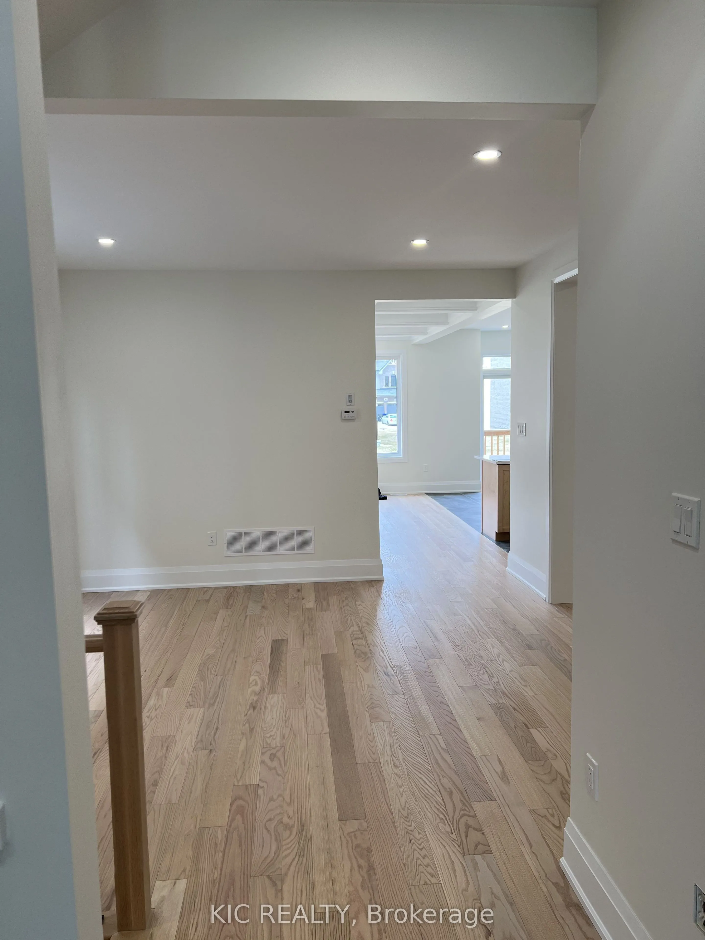 93 Baycroft Boulevard