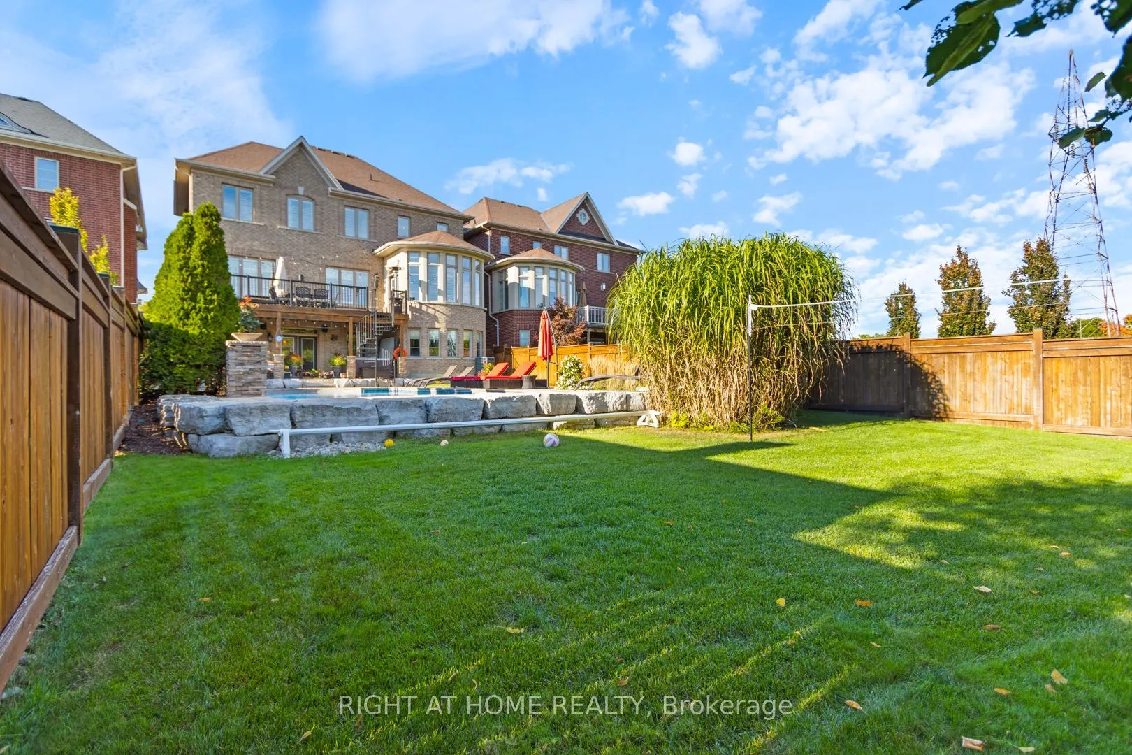 126 Vines Place