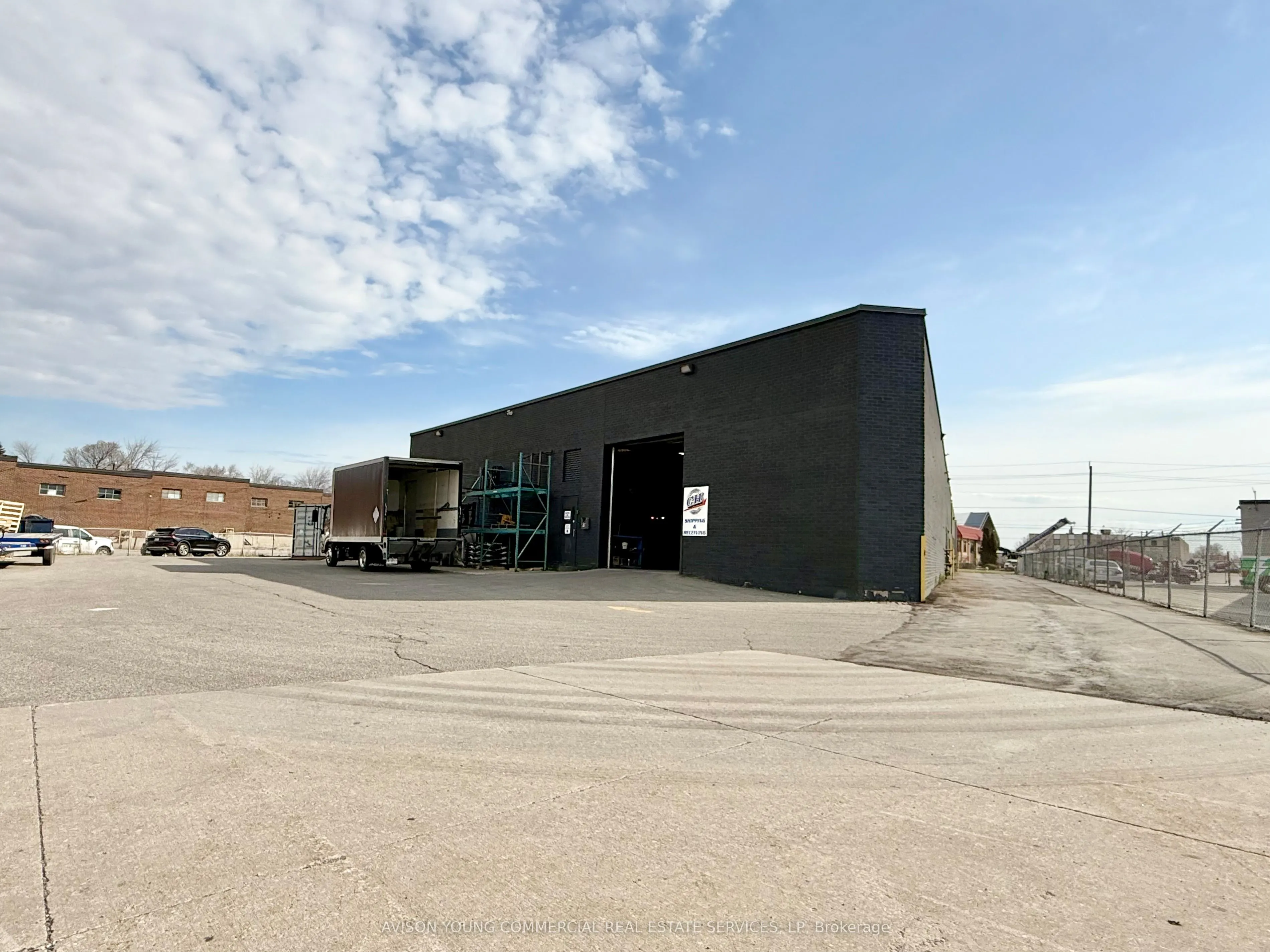 374 Bowes Road