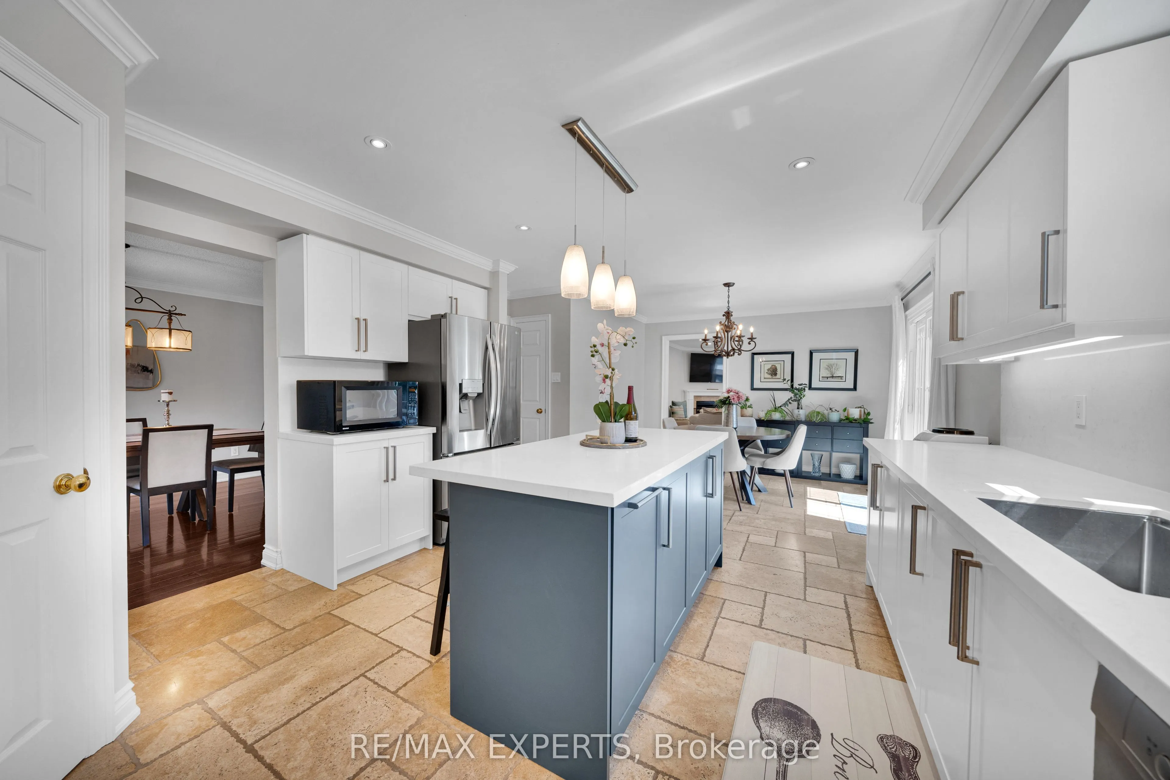 123 Fern Valley Crescent