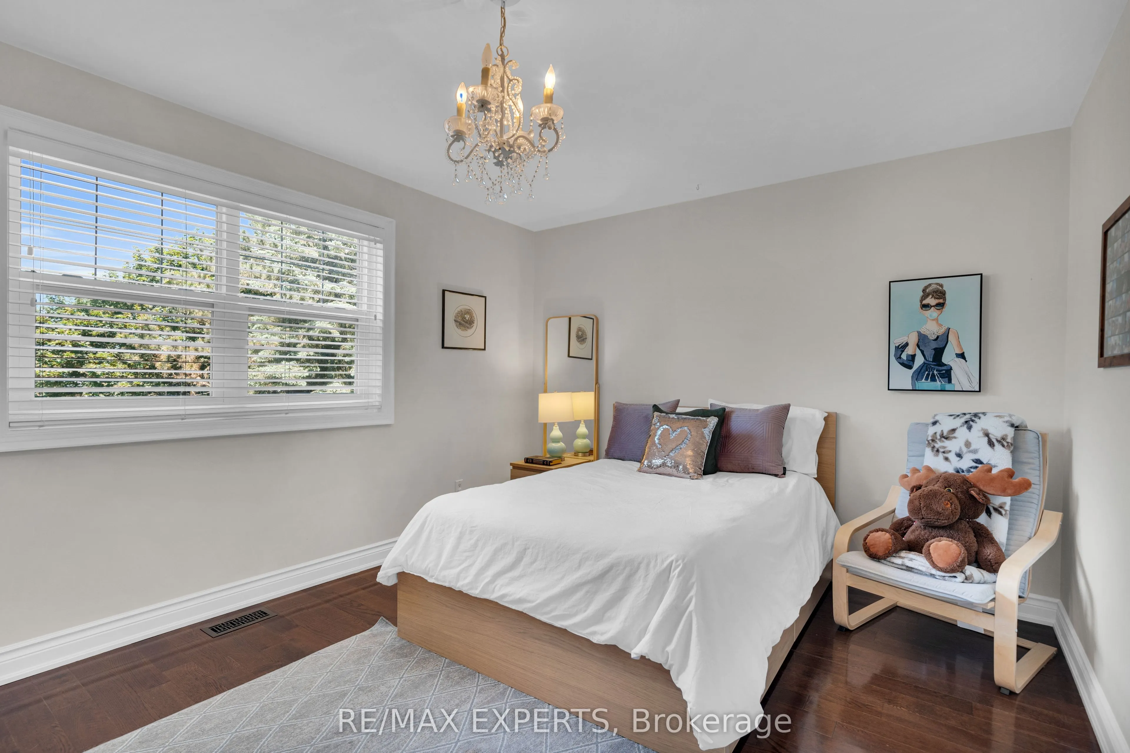 123 Fern Valley Crescent