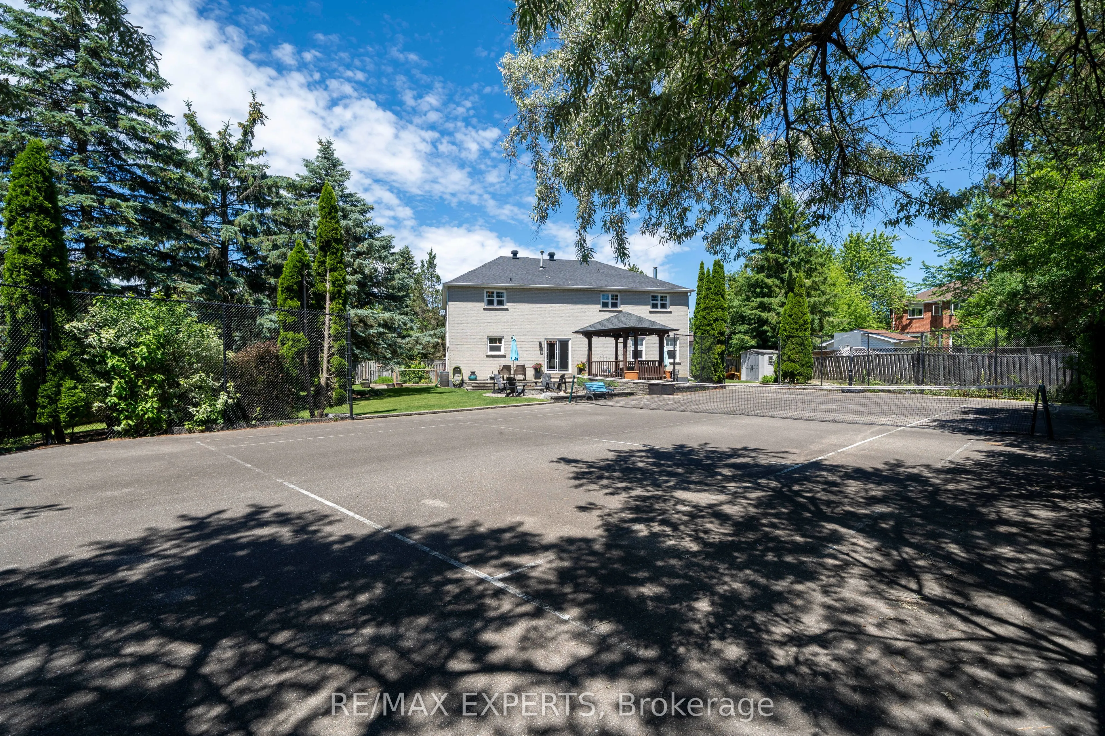 123 Fern Valley Crescent