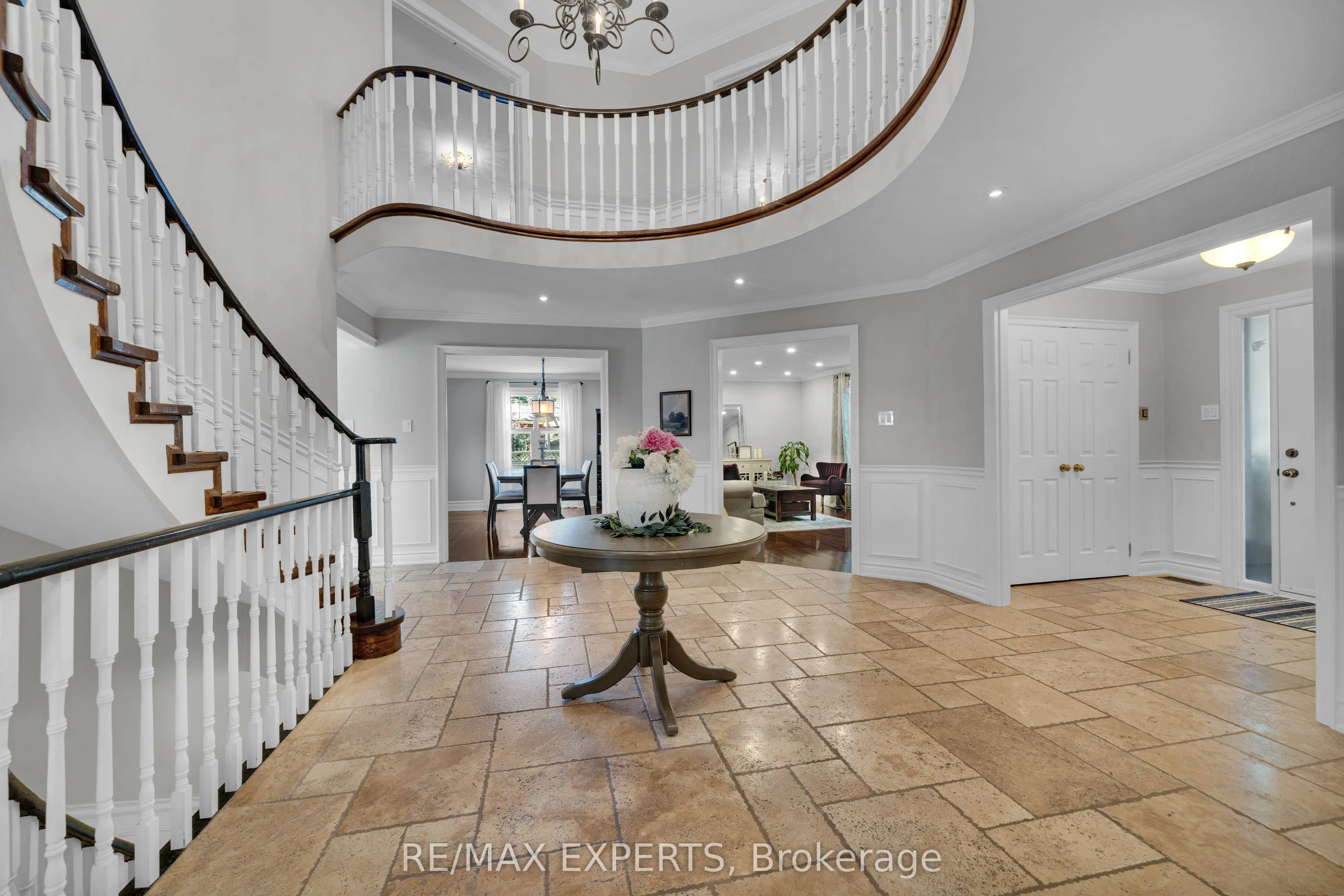 123 Fern Valley Crescent