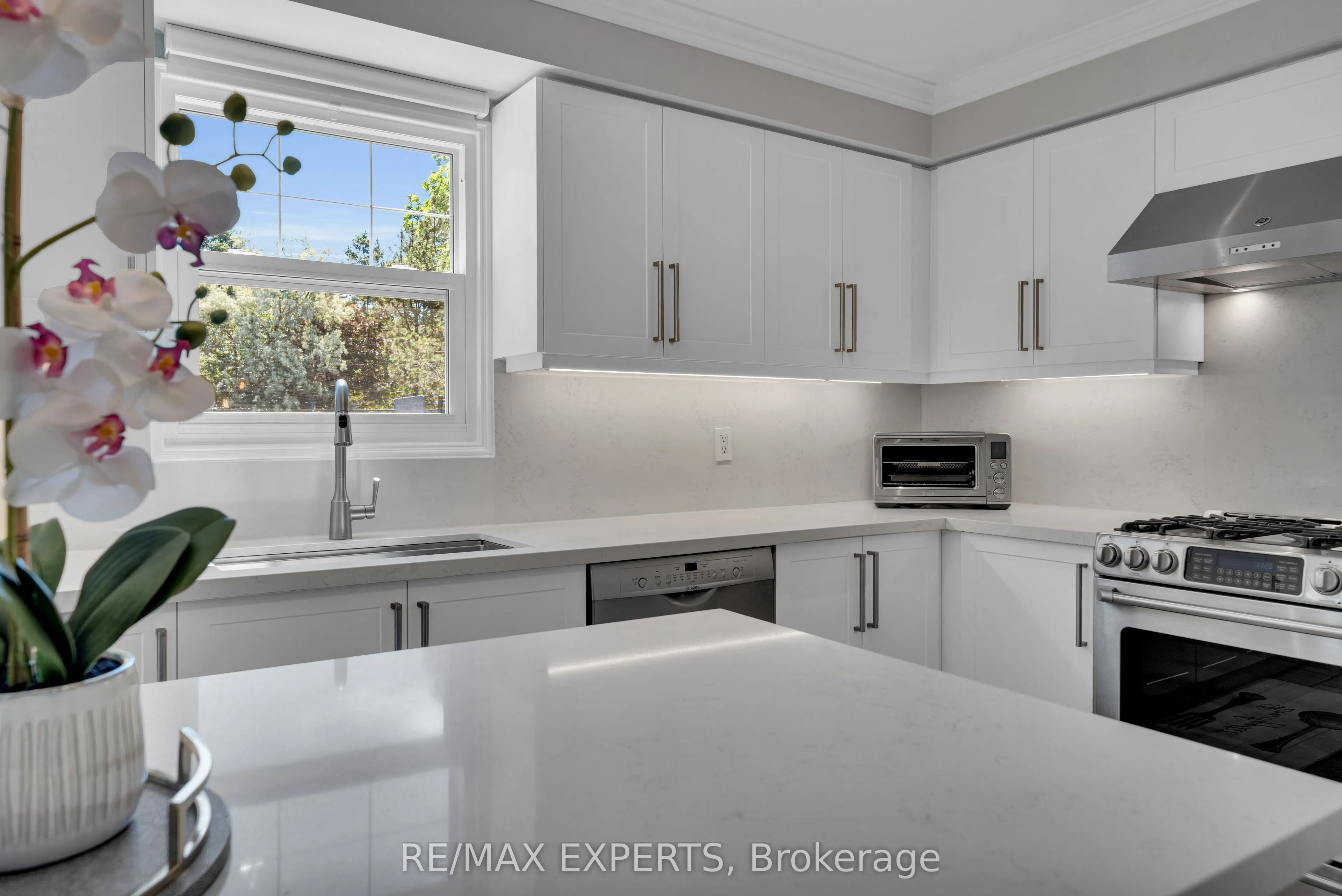123 Fern Valley Crescent