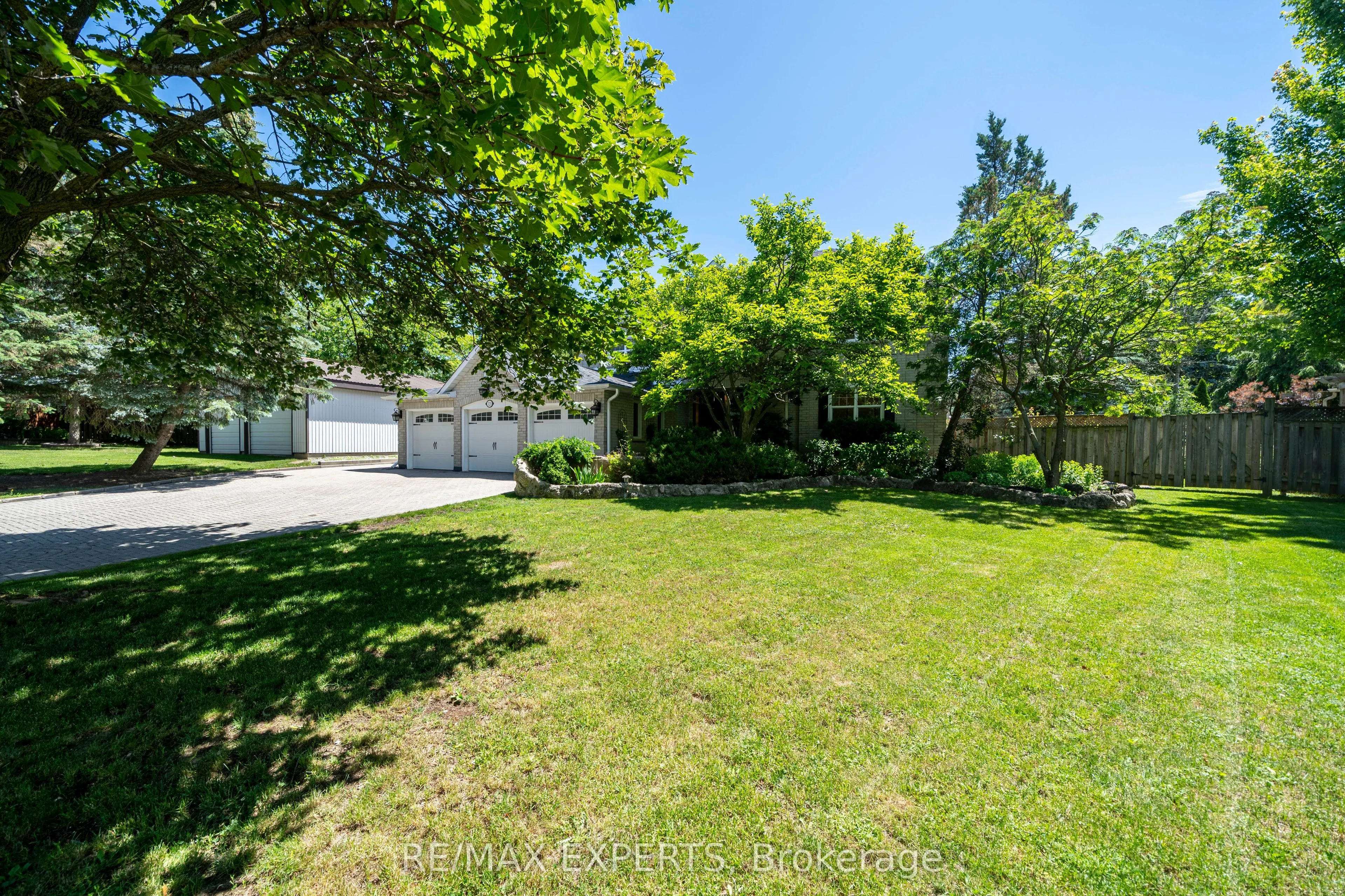 123 Fern Valley Crescent