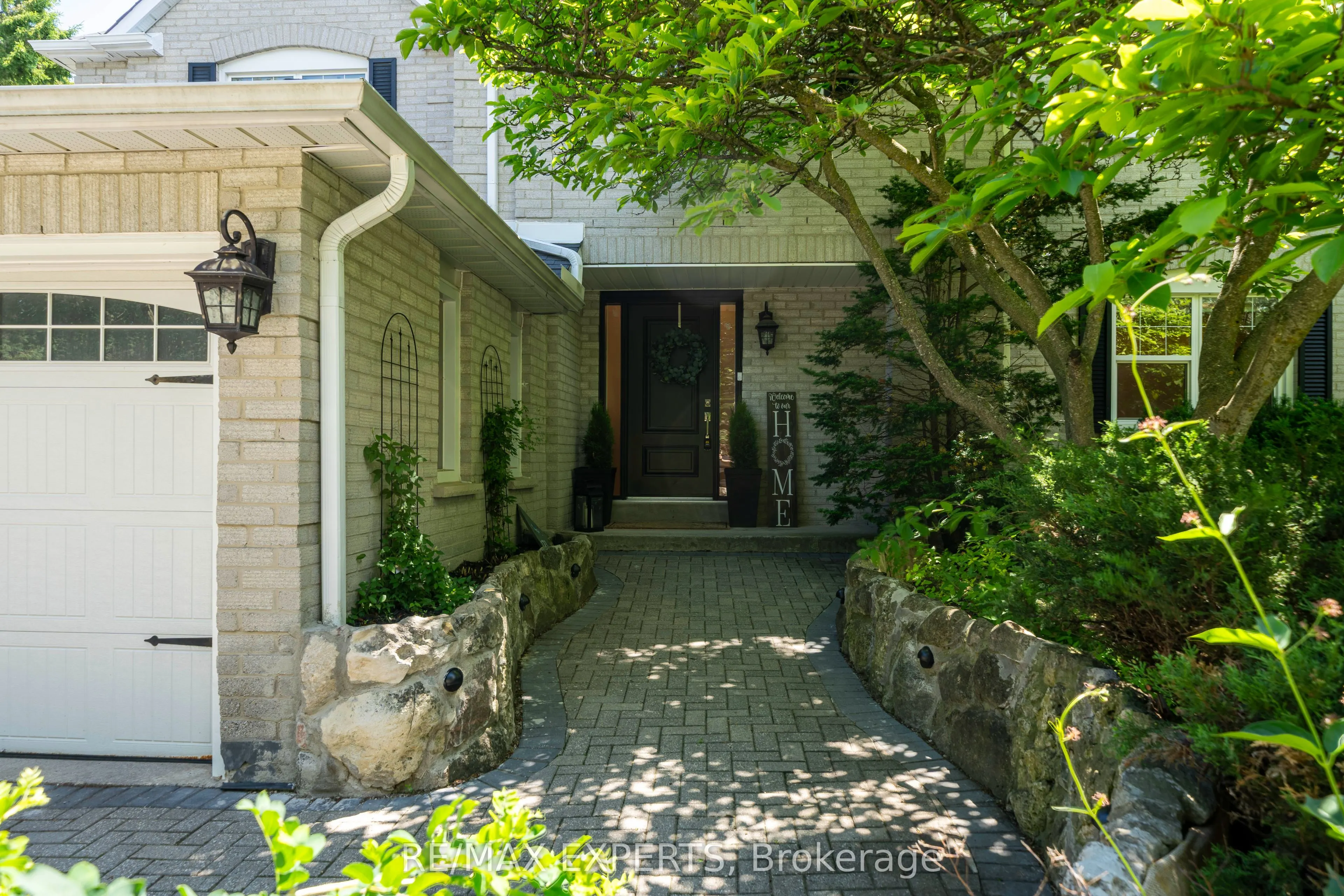 123 Fern Valley Crescent