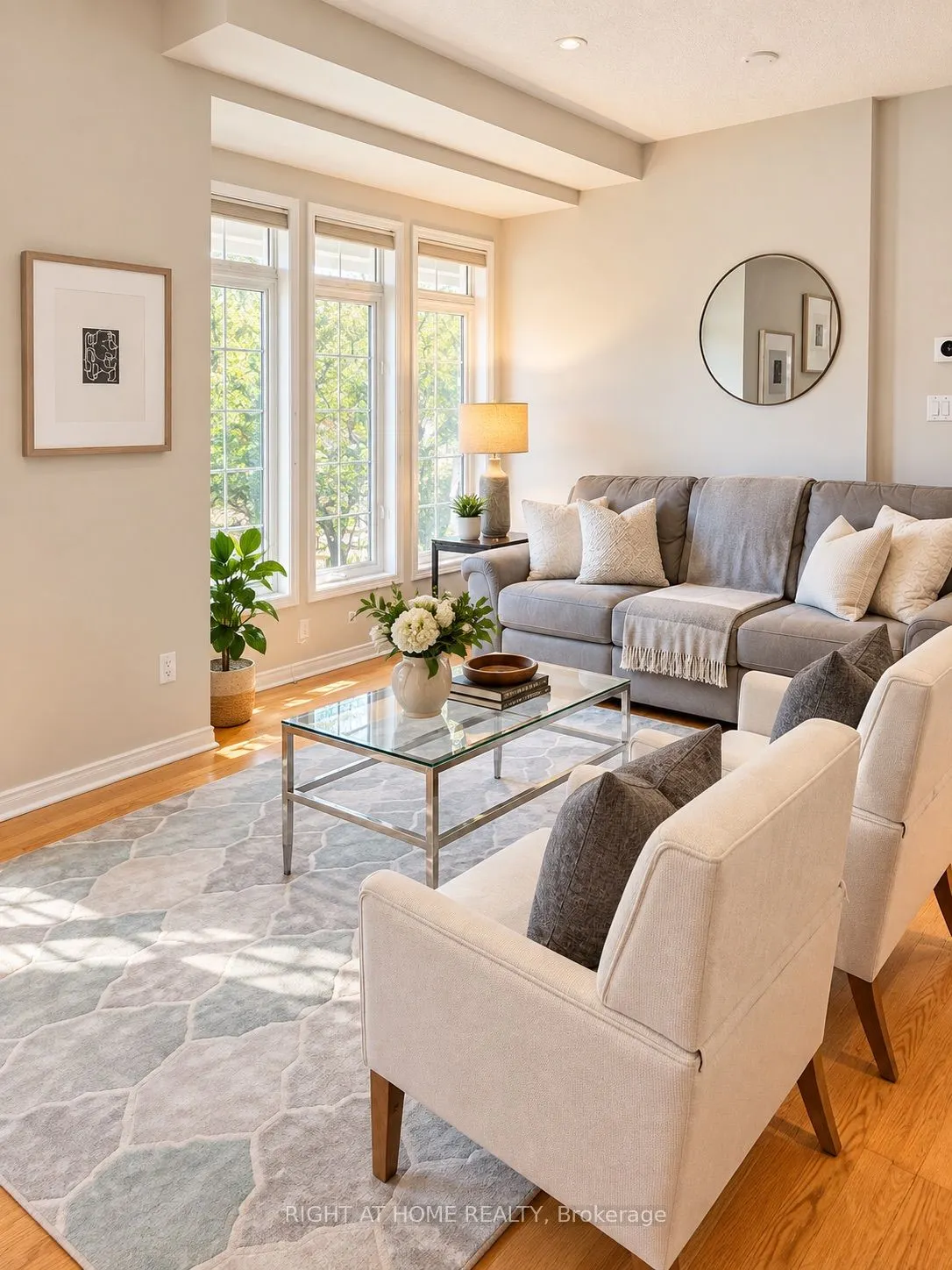 1 Ridgeway Court