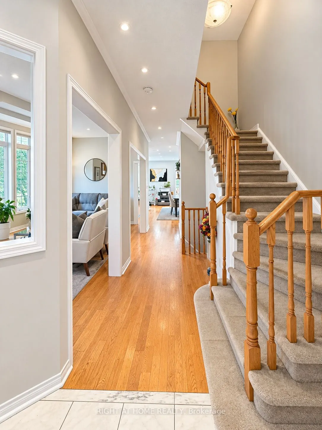 1 Ridgeway Court