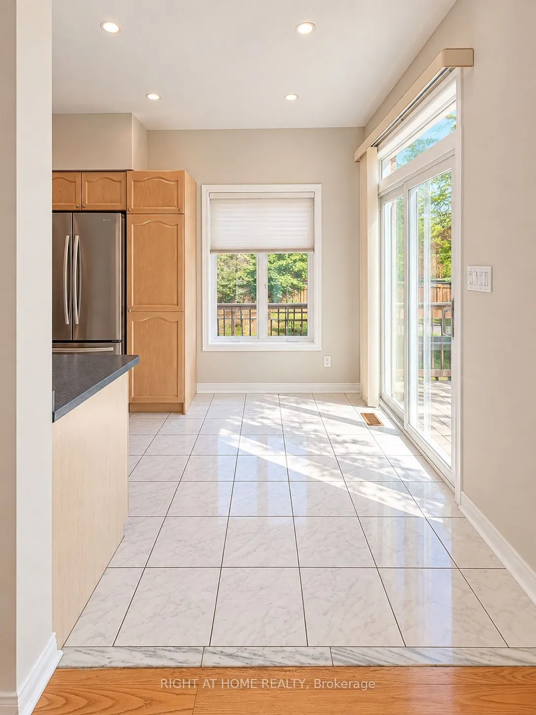 1 Ridgeway Court