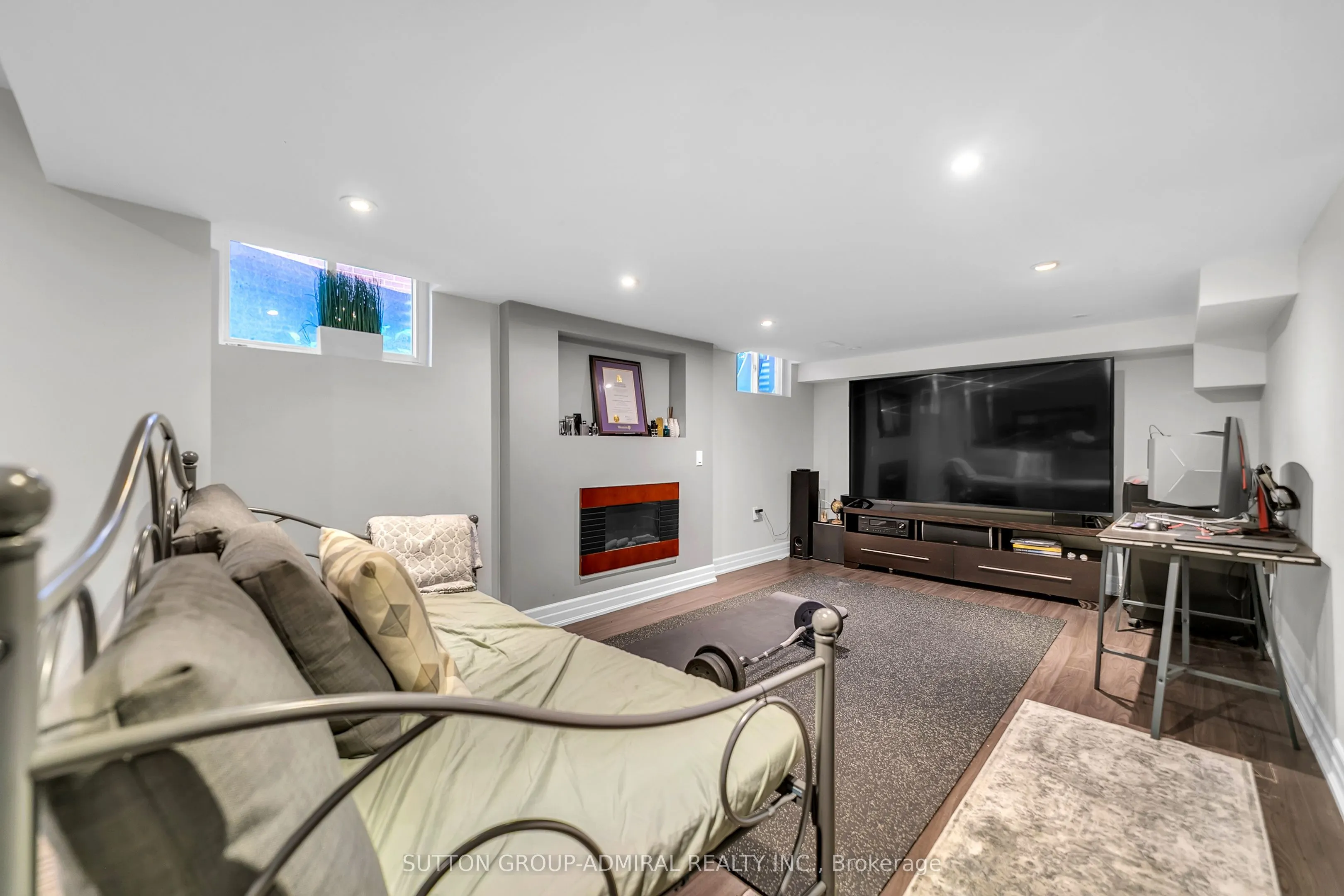 37 Gretman Crescent