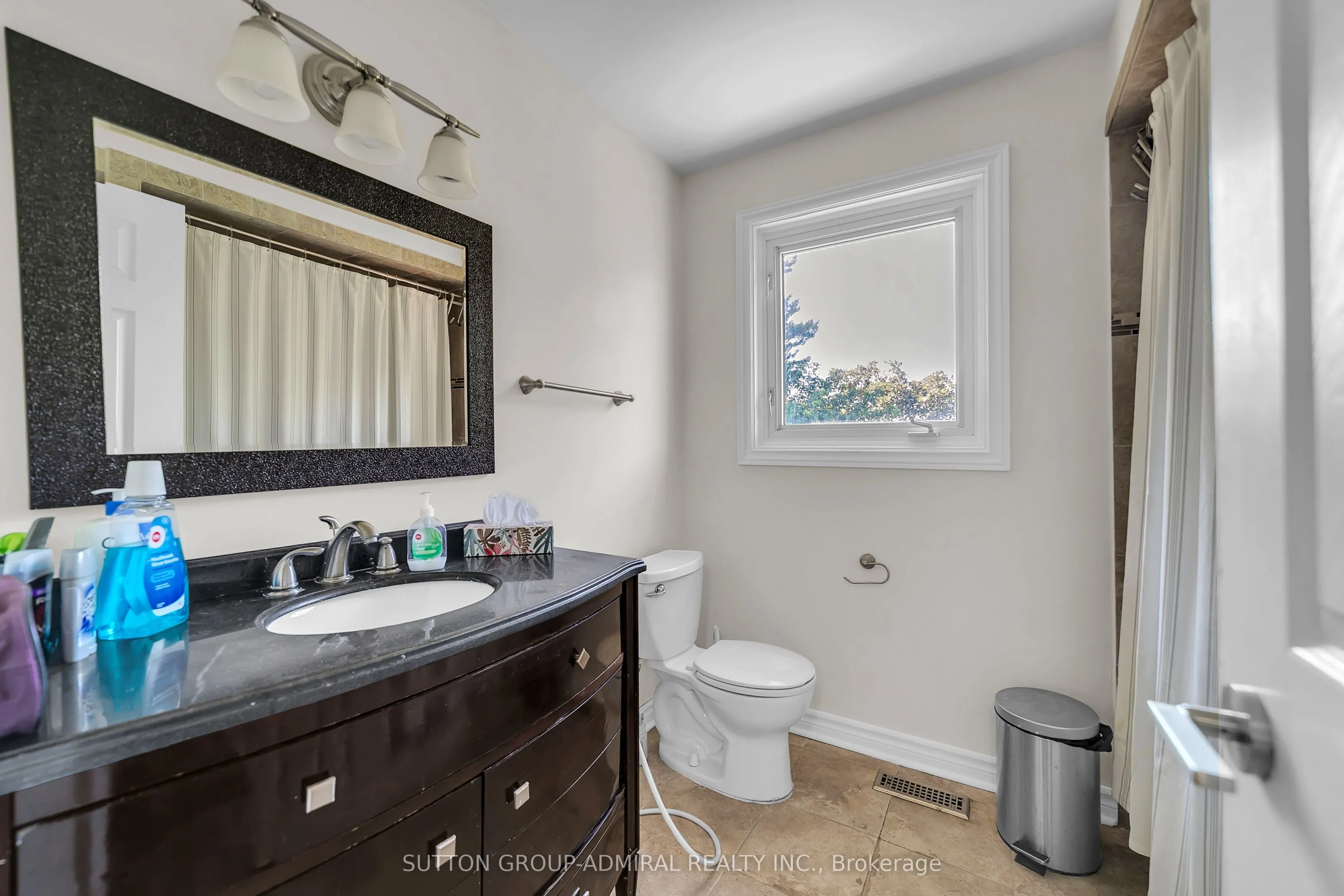 37 Gretman Crescent