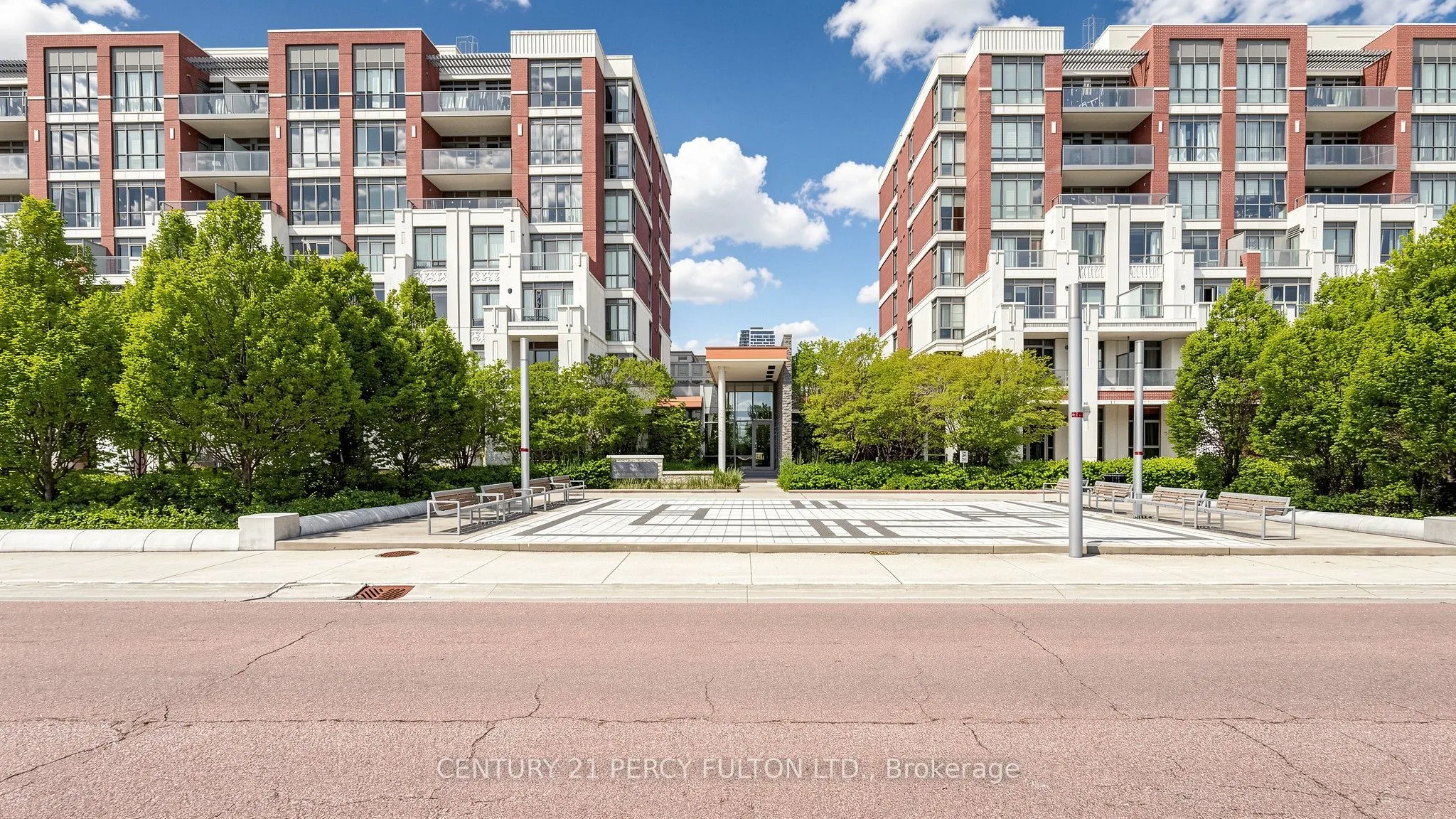 57 Upper Duke Crescent #102