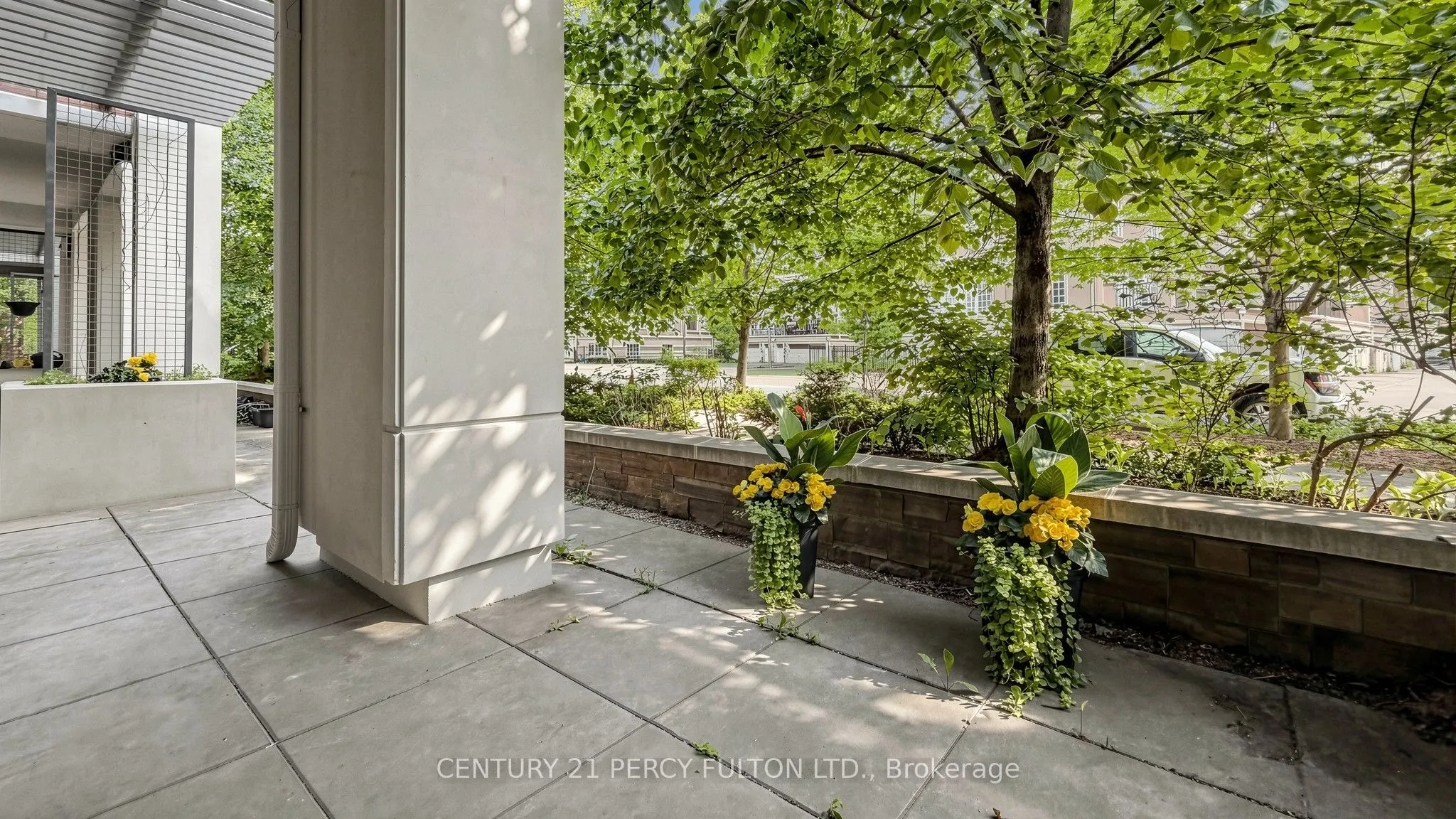 57 Upper Duke Crescent #102