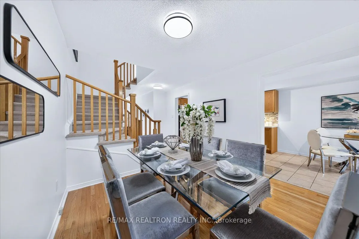 106 Lowther Avenue