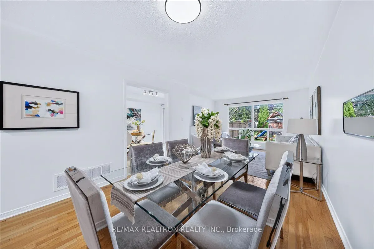 106 Lowther Avenue