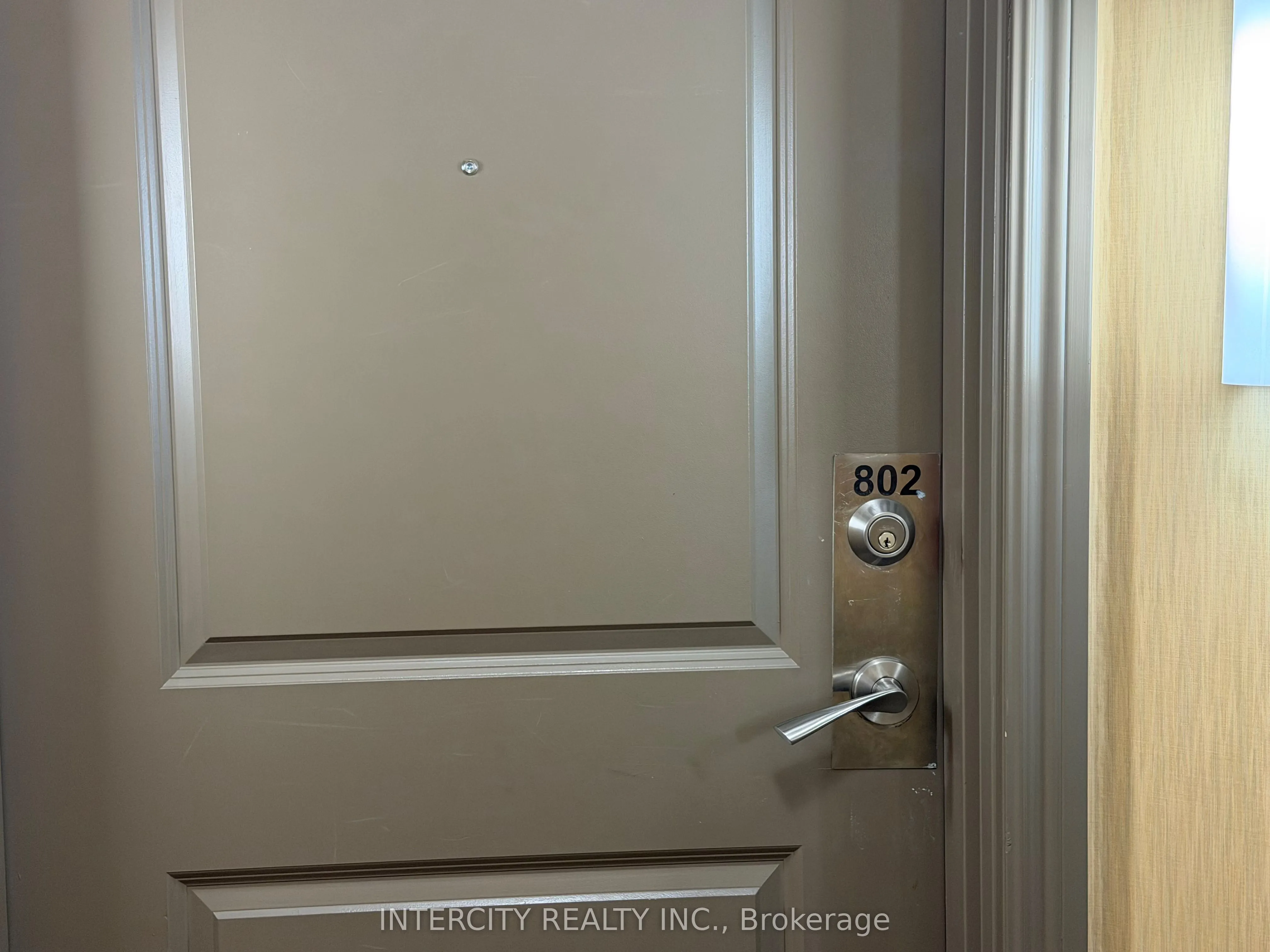 7730 Kipling Avenue #802
