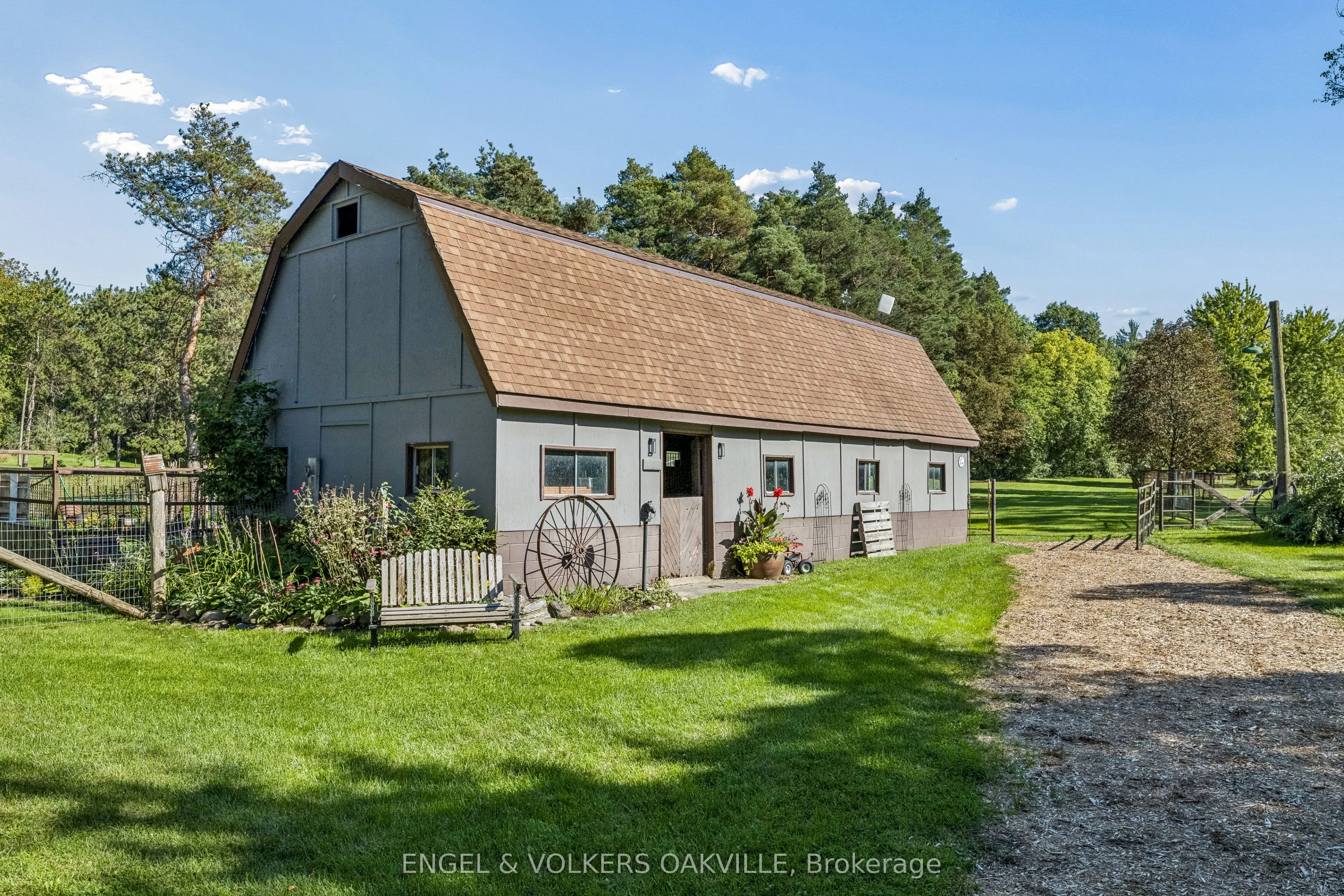 4143 Vivian Road