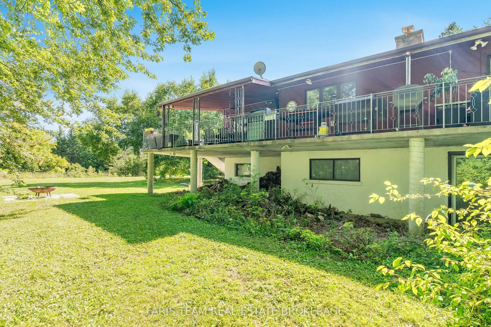 175 South Summit Farm Road