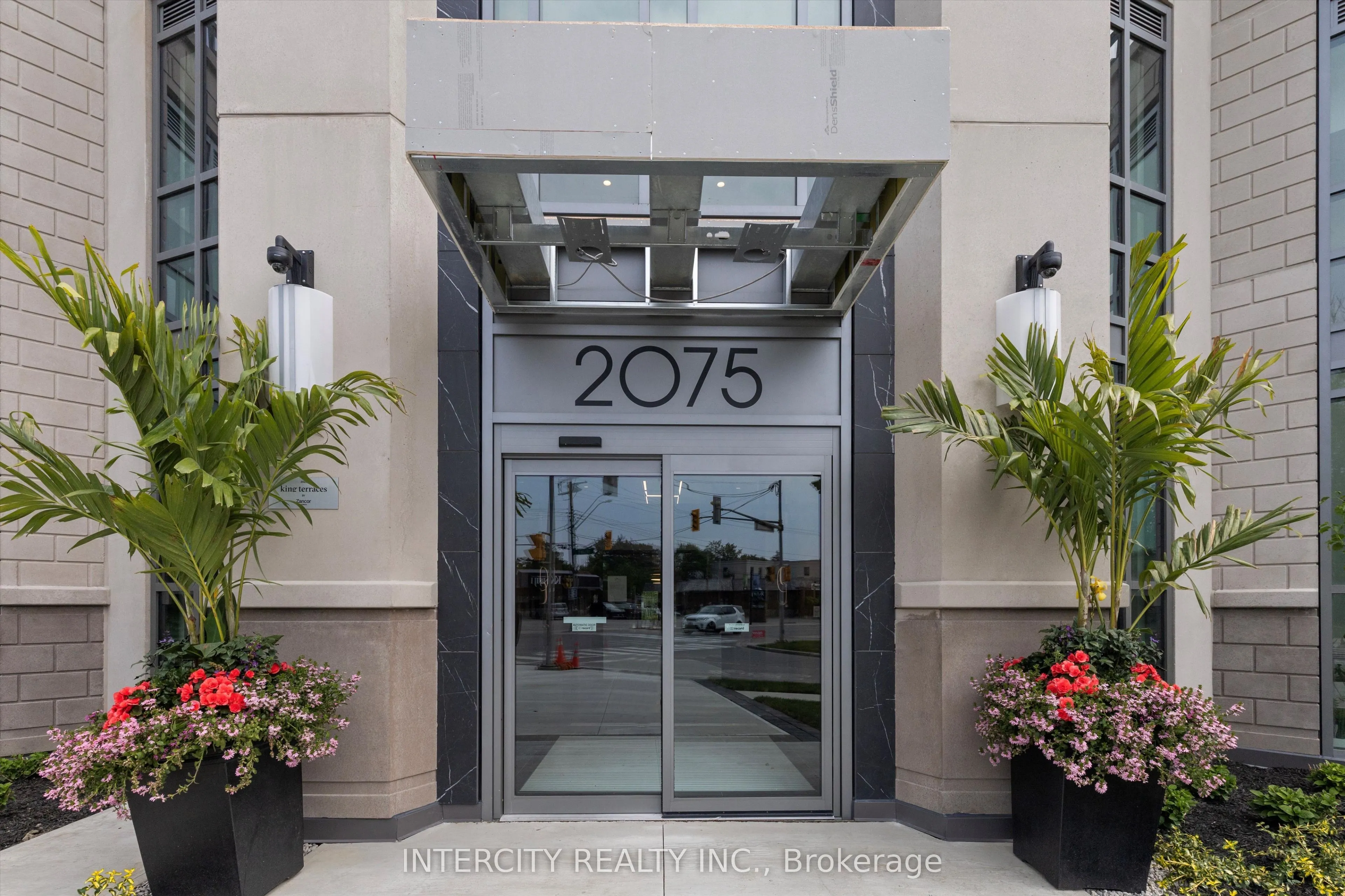 2075 King Road #234