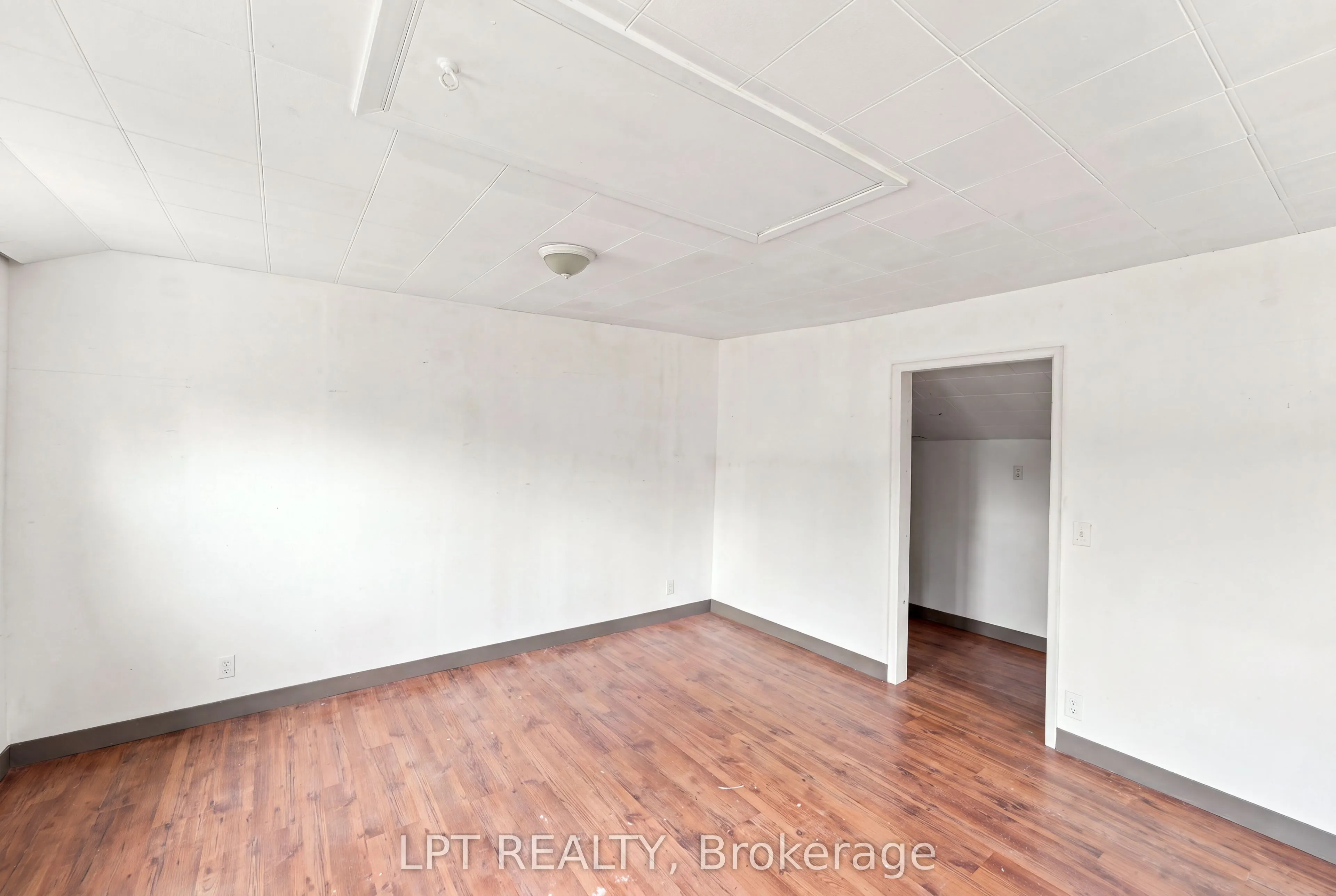 10342 Ravenshoe Road