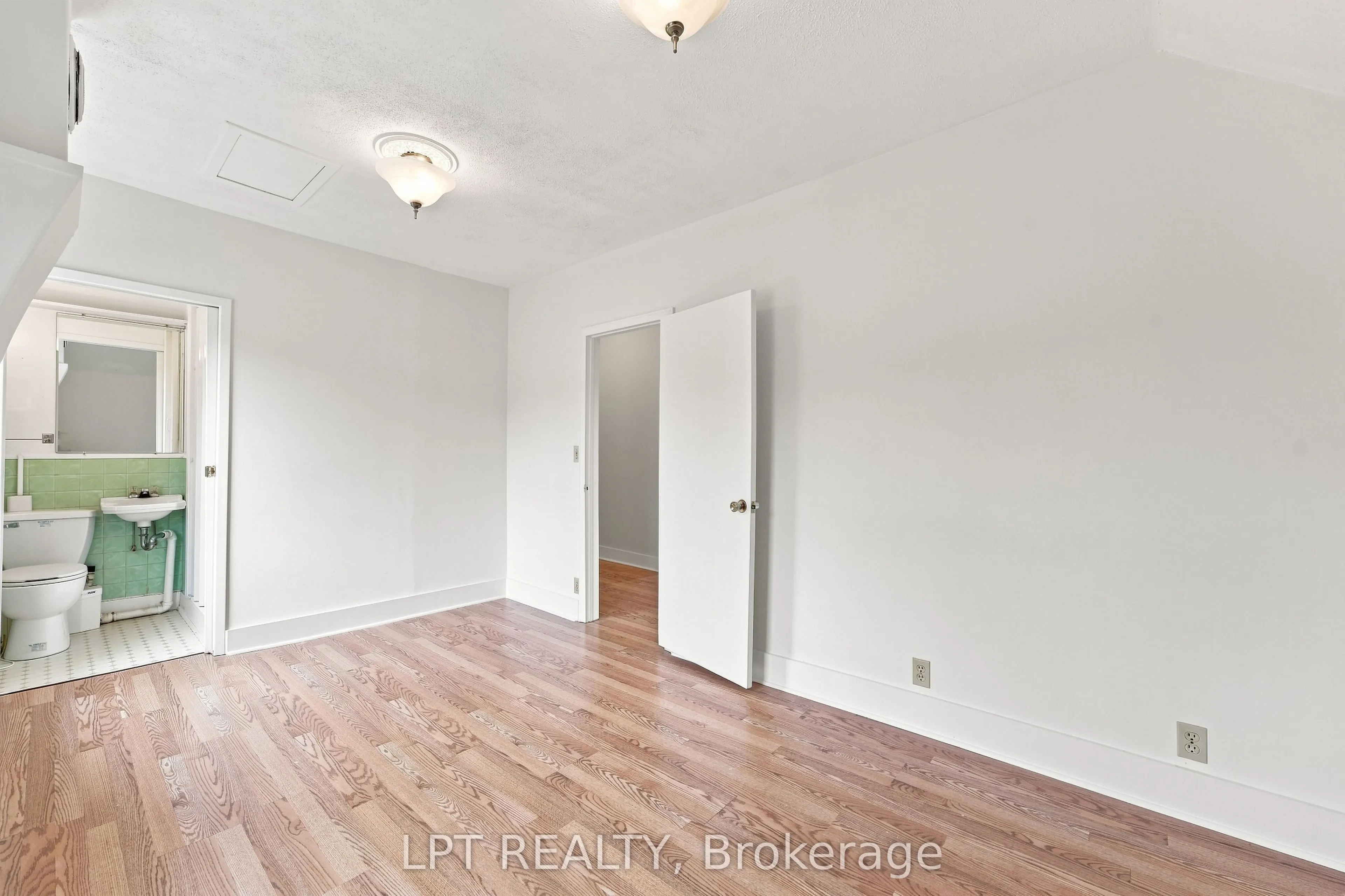 10342 Ravenshoe Road
