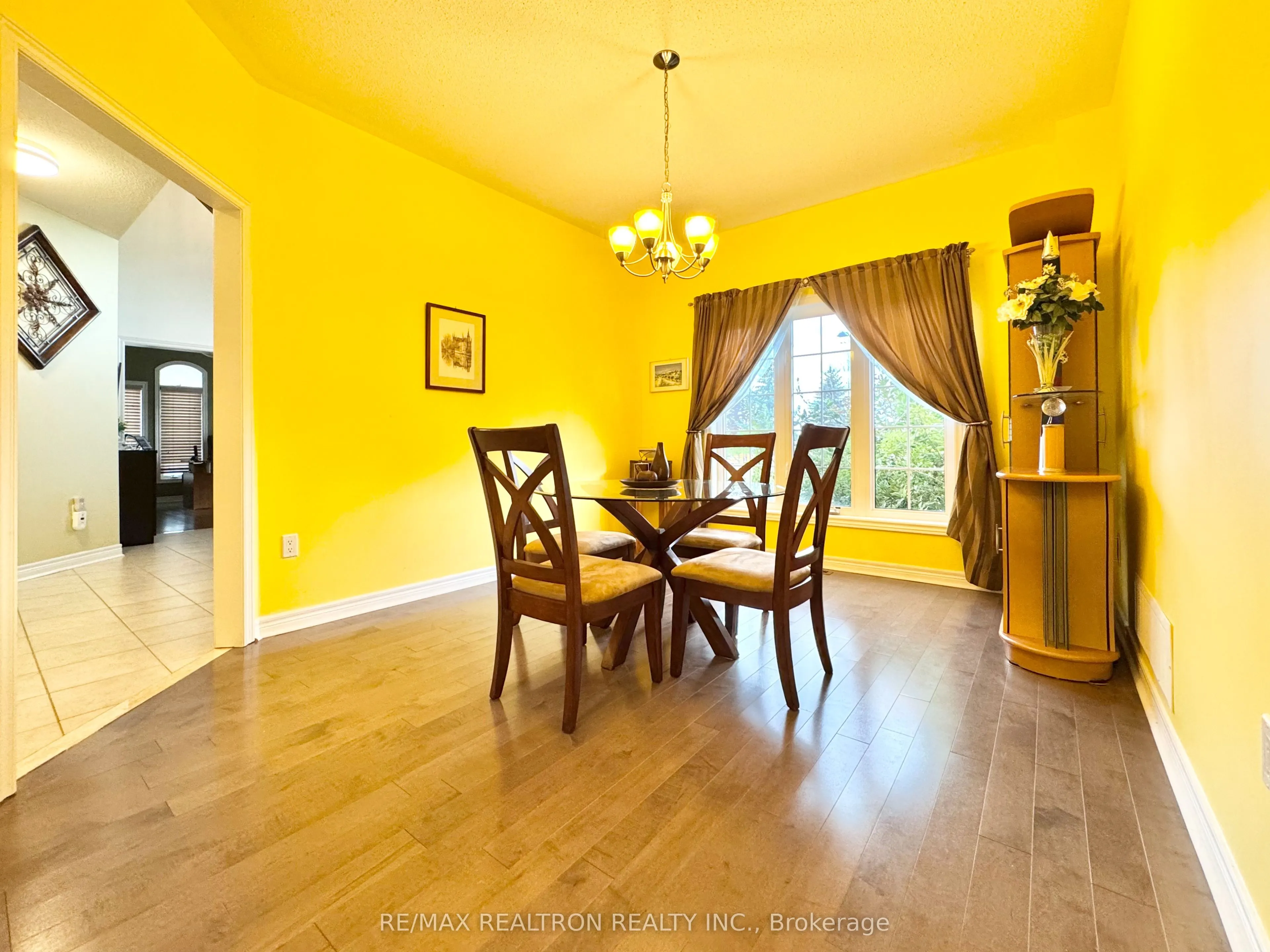2 Redmond Drive